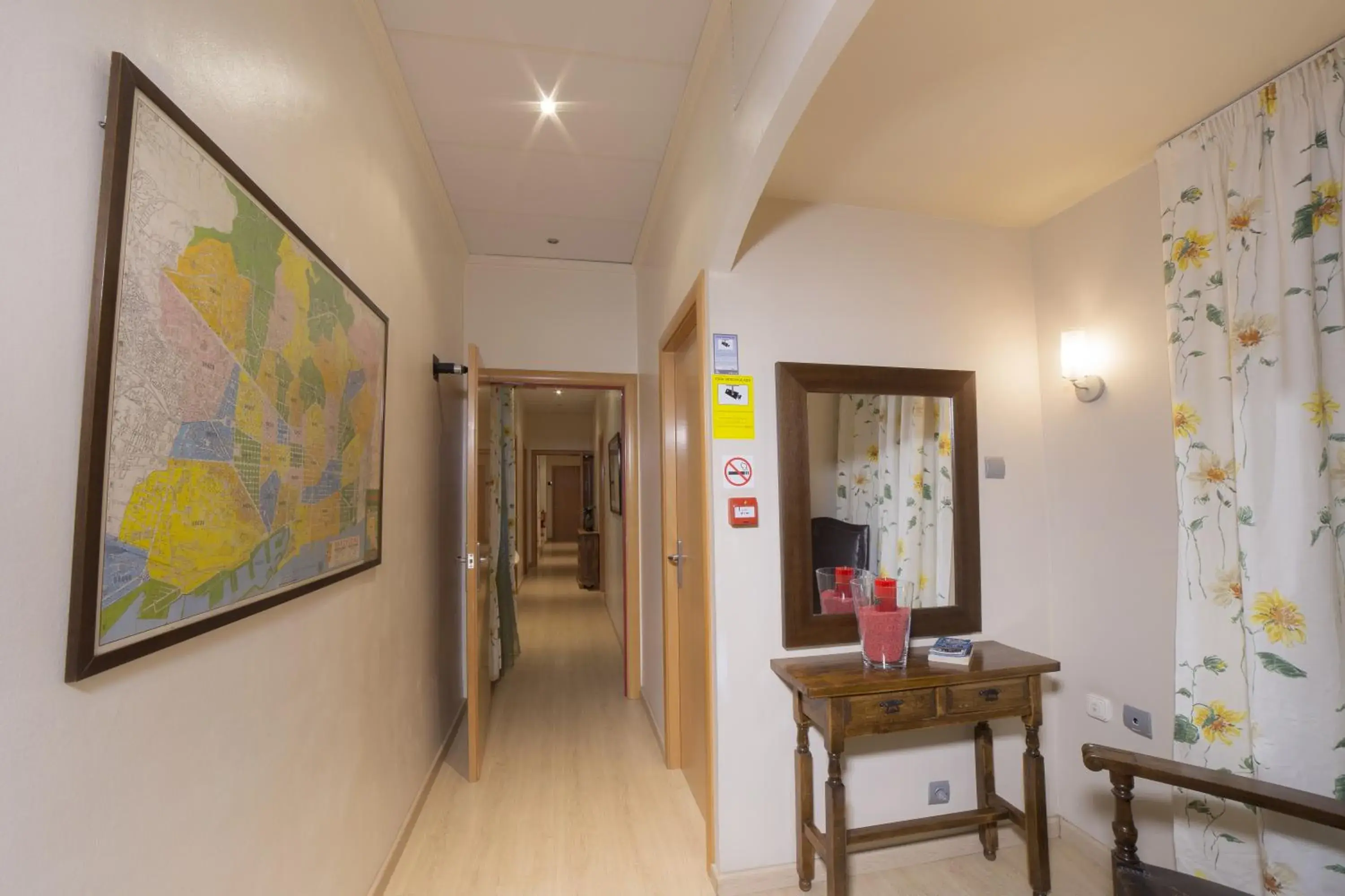 Lobby or reception in Ciudad Condal Hostal - Paseo de Gracia Lobby or reception in Ciudad Condal Hostal - Paseo de Gracia