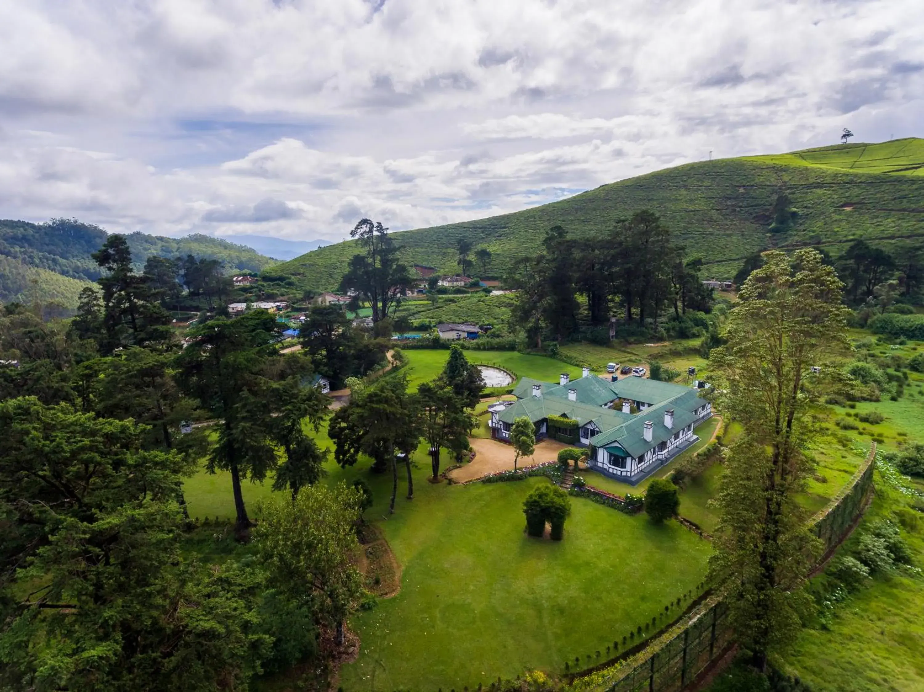 Bird's eye view in Oliphant Boutique Villa by Amaya Bird's eye view in Oliphant Boutique Villa by Amaya