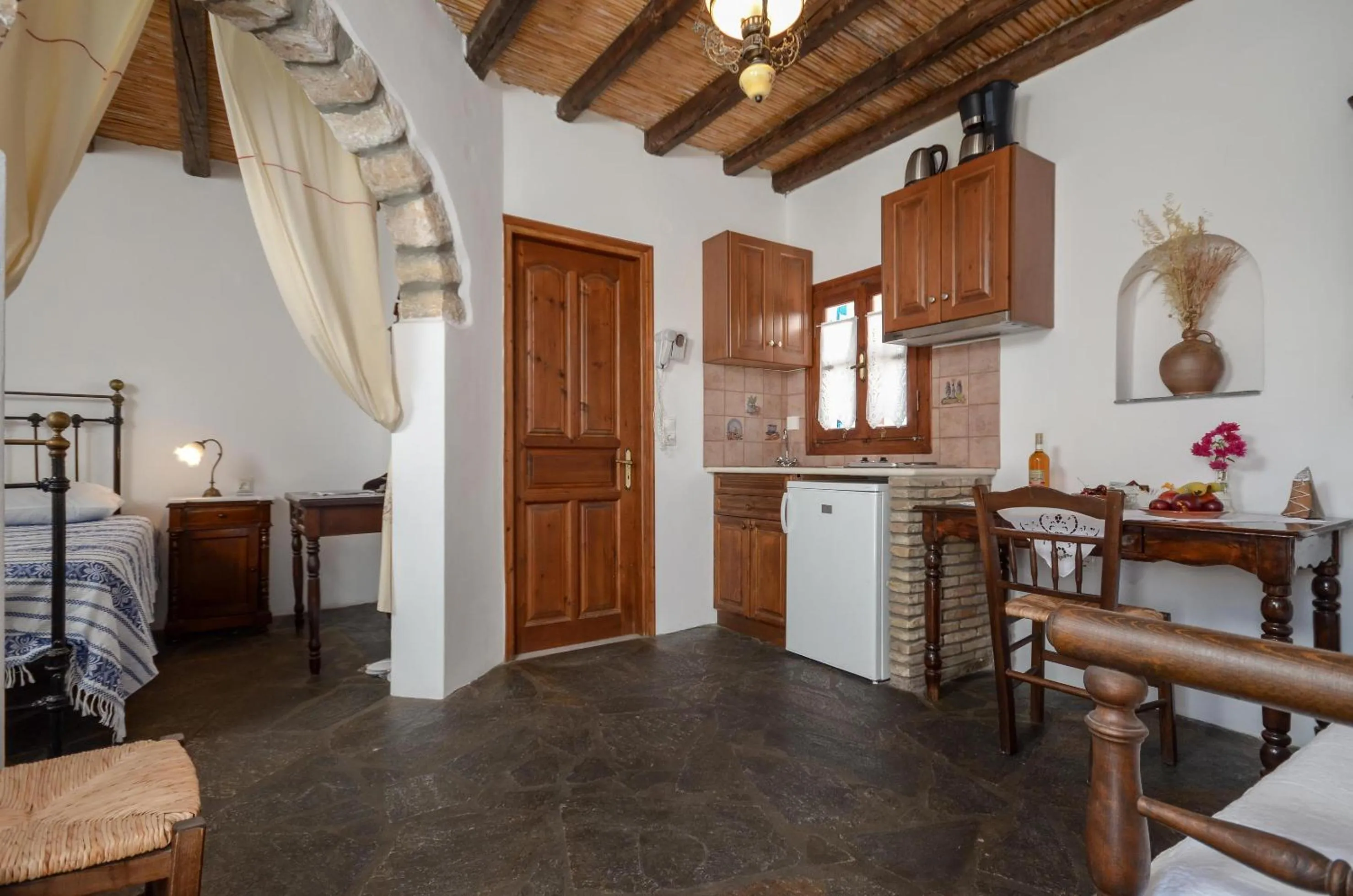Kitchen or kitchenette in Naxos Filoxenia Hotel