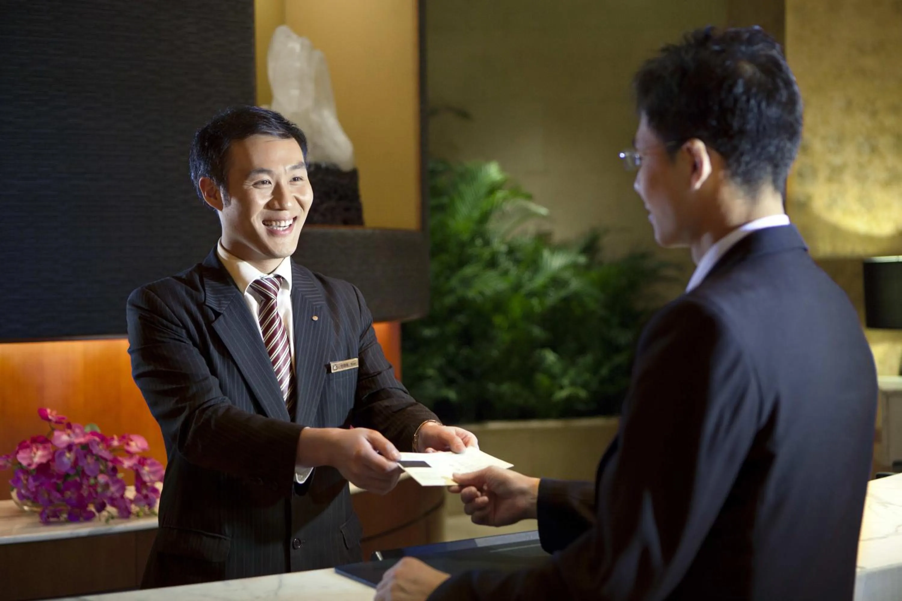 People in Lakeview Xuanwu Hotel