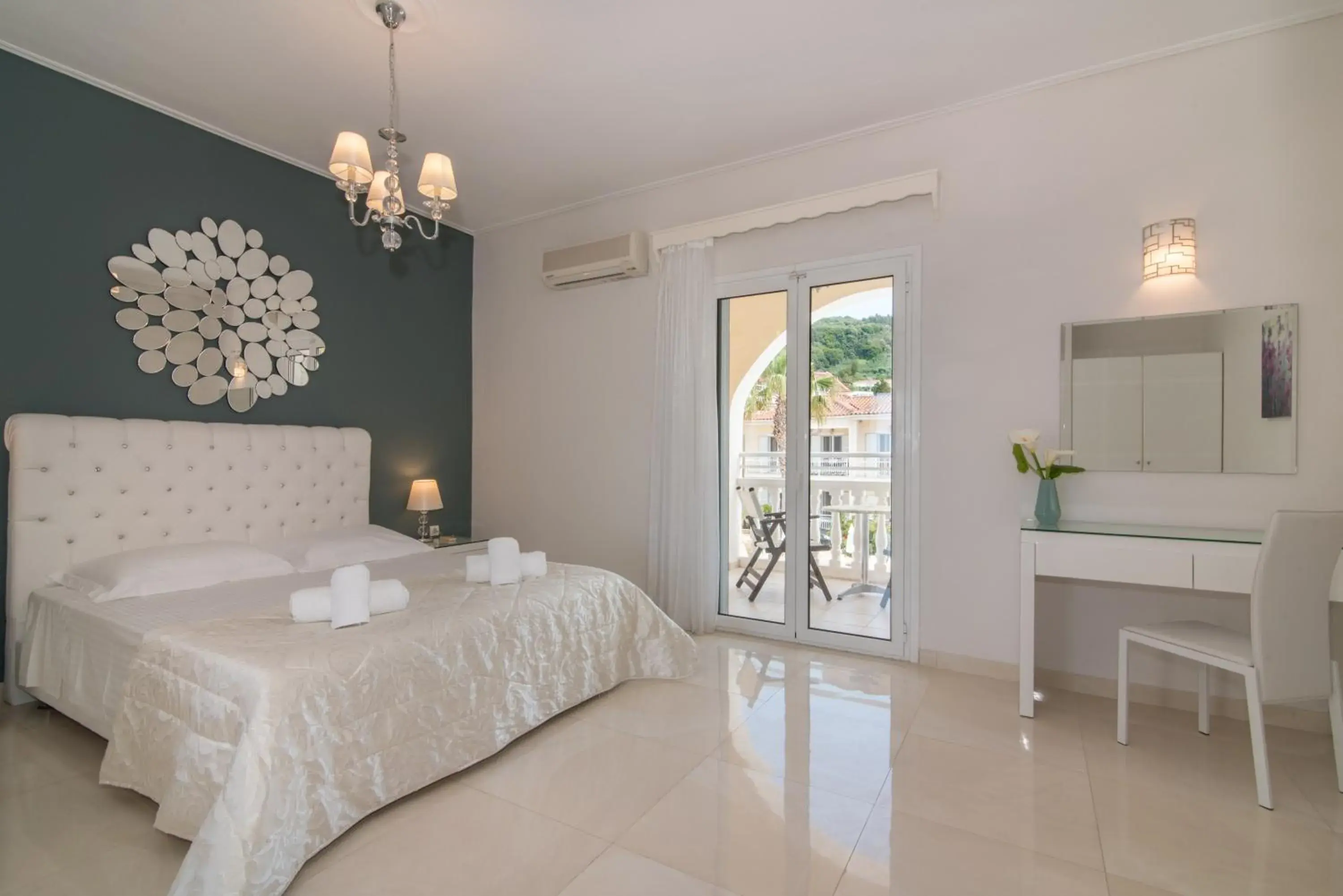 Double Room with Pool View in Edelweiss Hotel Double Room with Pool View in Edelweiss Hotel