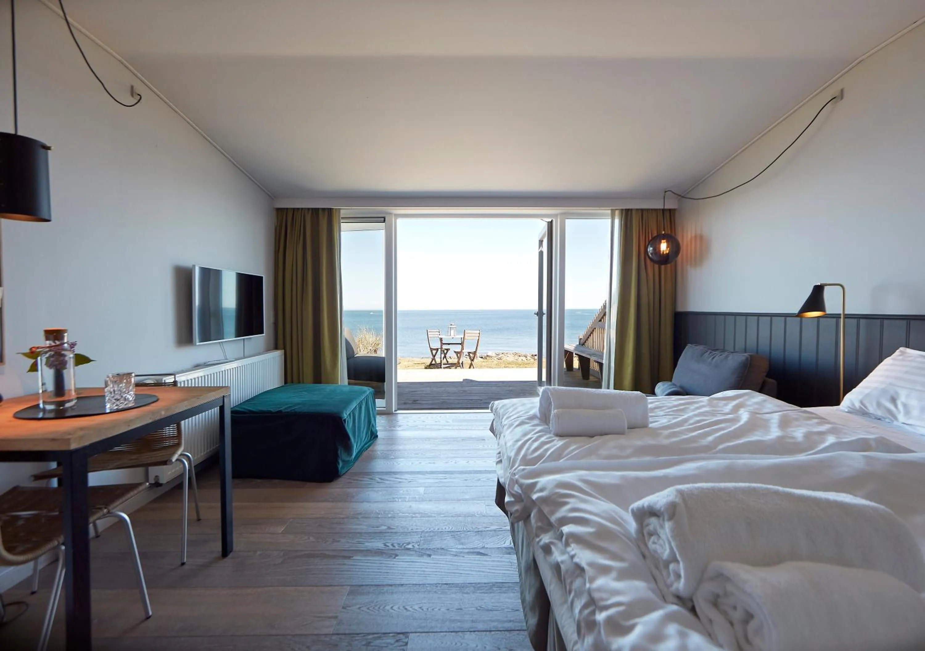 Photo of the whole room, Bed in Nordlandet