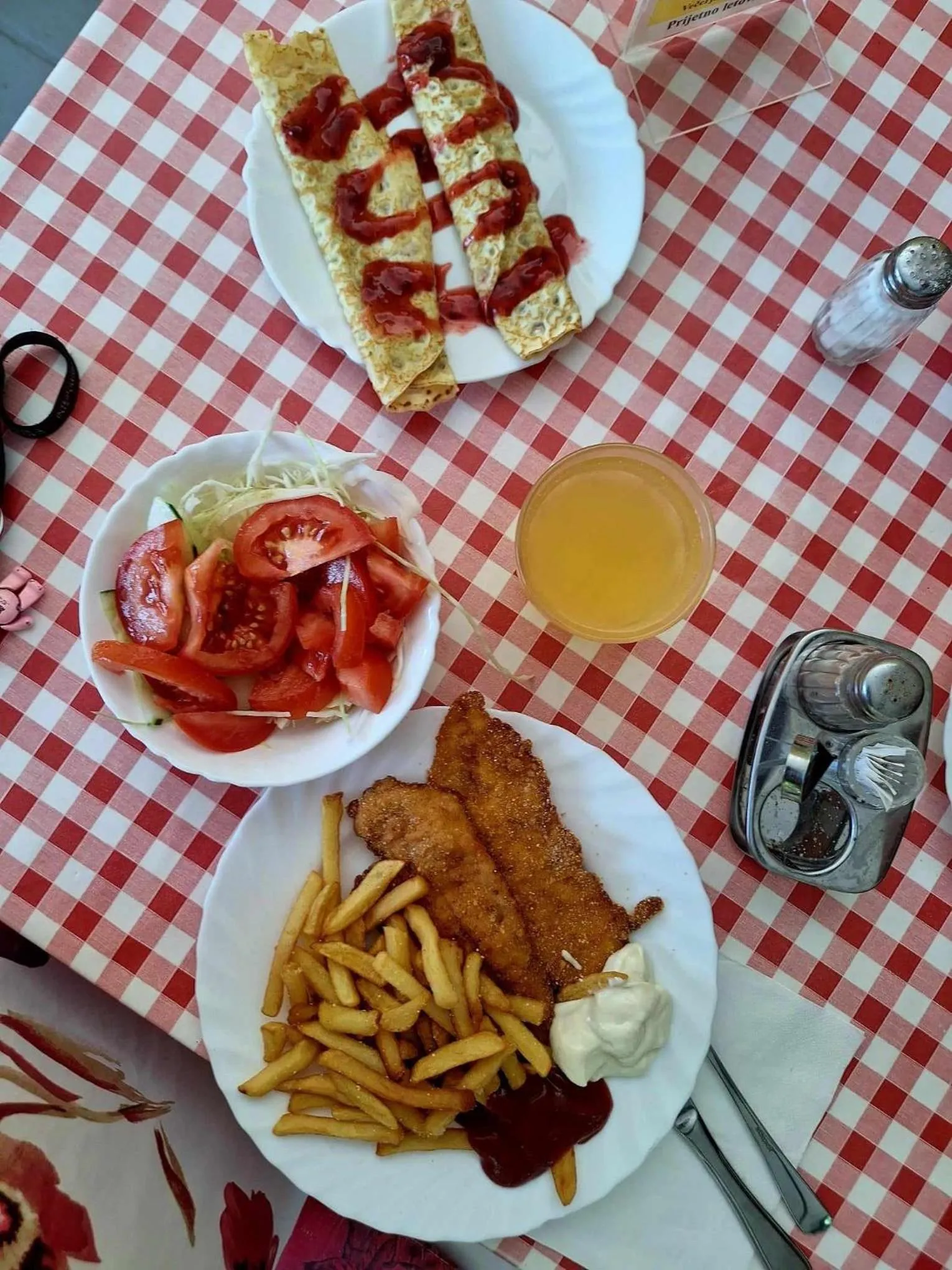 Restaurant/places to eat in Family Bungalow Pineta