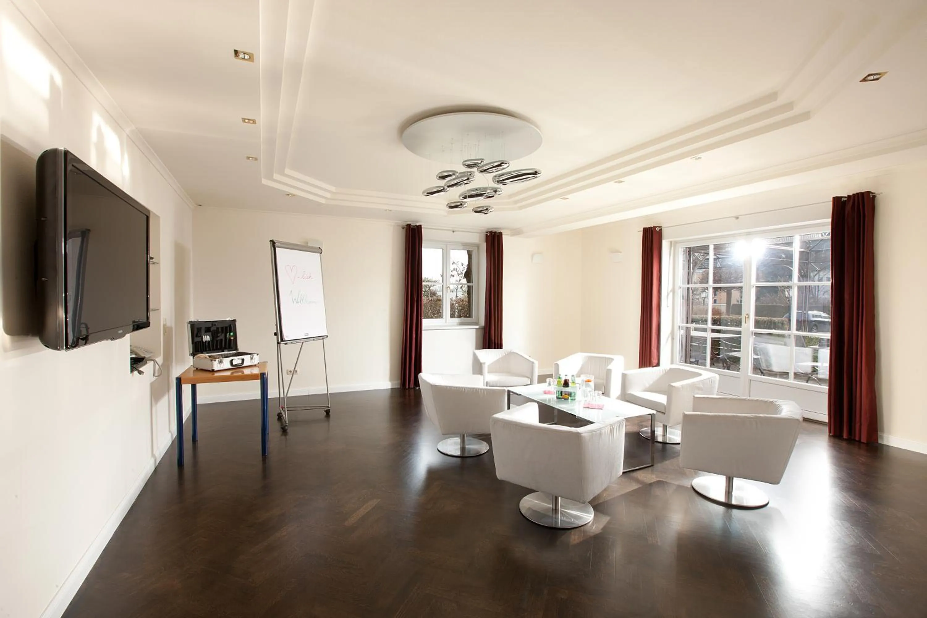 Meeting/conference room in Seminar & Urlaubshotel Oststeirischer Hof Söchau