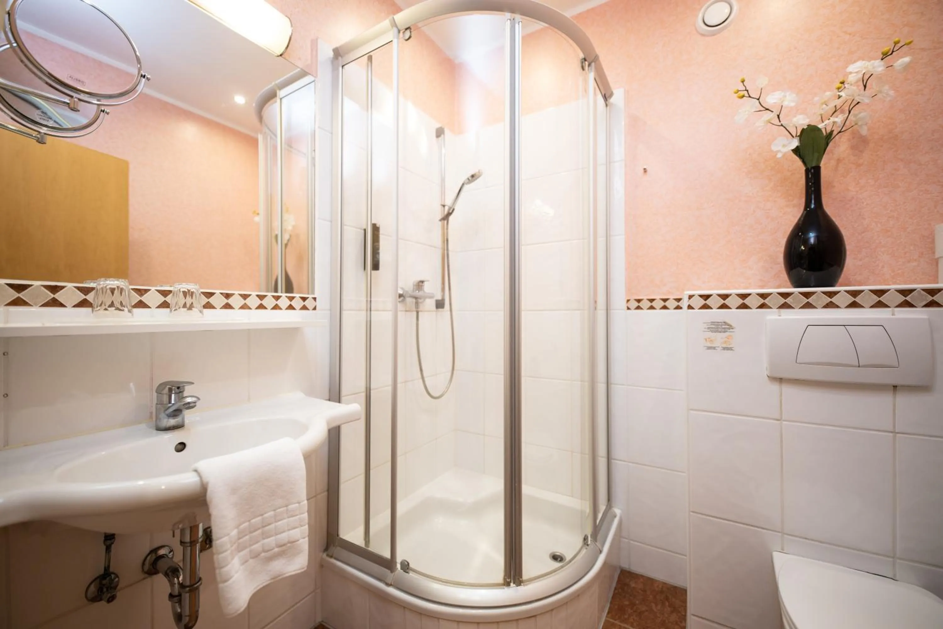 Bathroom in Seminar & Urlaubshotel Oststeirischer Hof Söchau