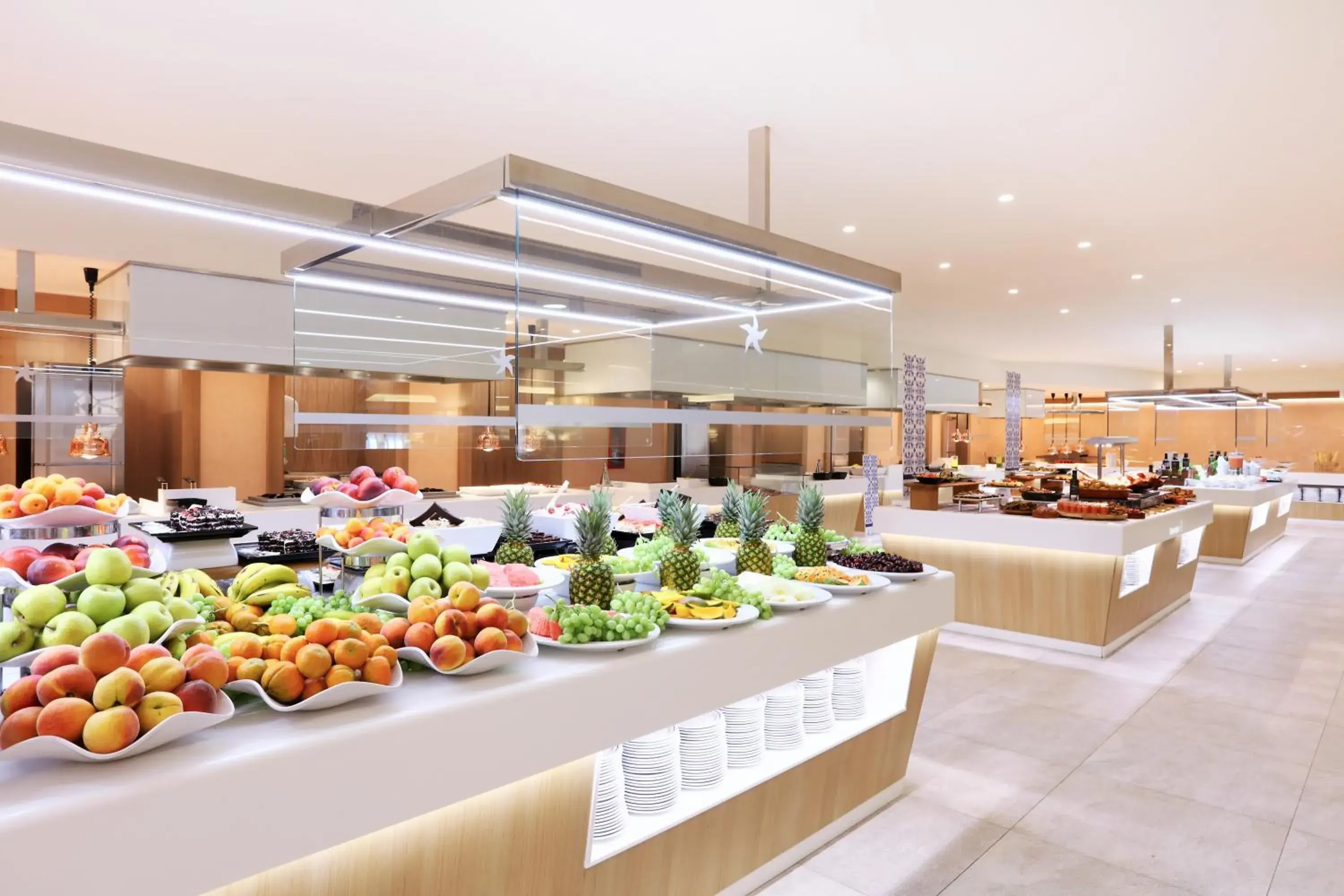 Restaurant/places to eat in Iberostar Waves Málaga Playa Restaurant/places to eat in Iberostar Waves Málaga Playa