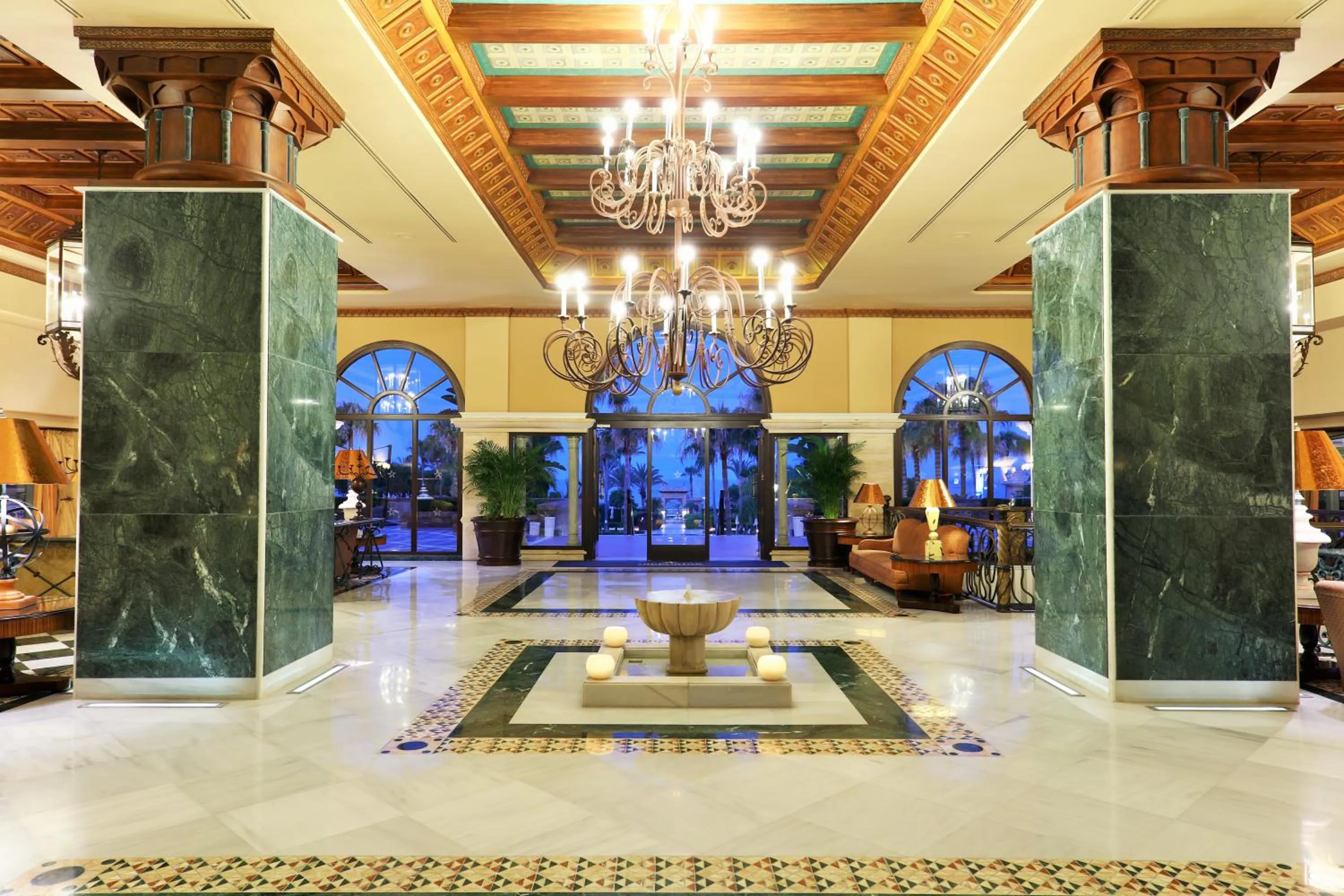 Lobby or reception in Iberostar Waves Málaga Playa