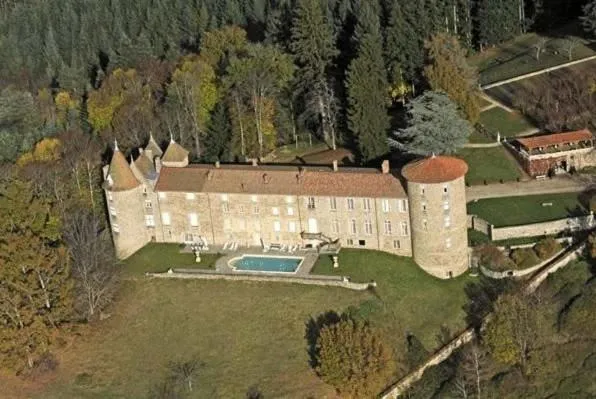 Day in Château De Vollore