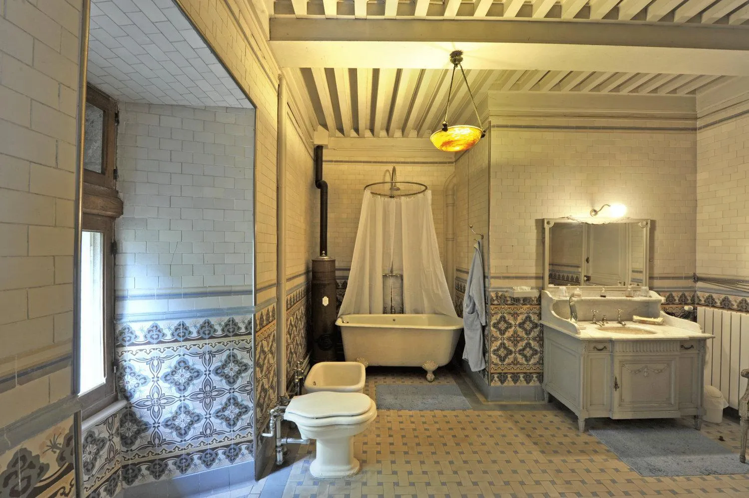 Bathroom in Château De Vollore