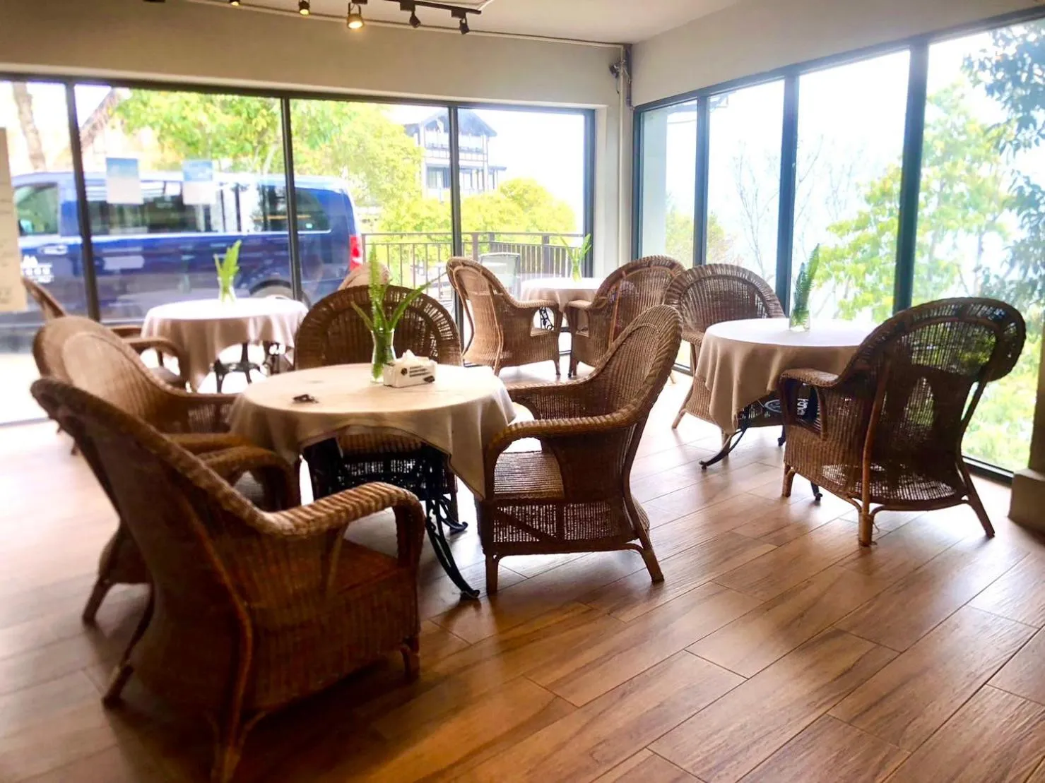 Communal lounge/ TV room in Impression Nordic Manor Club