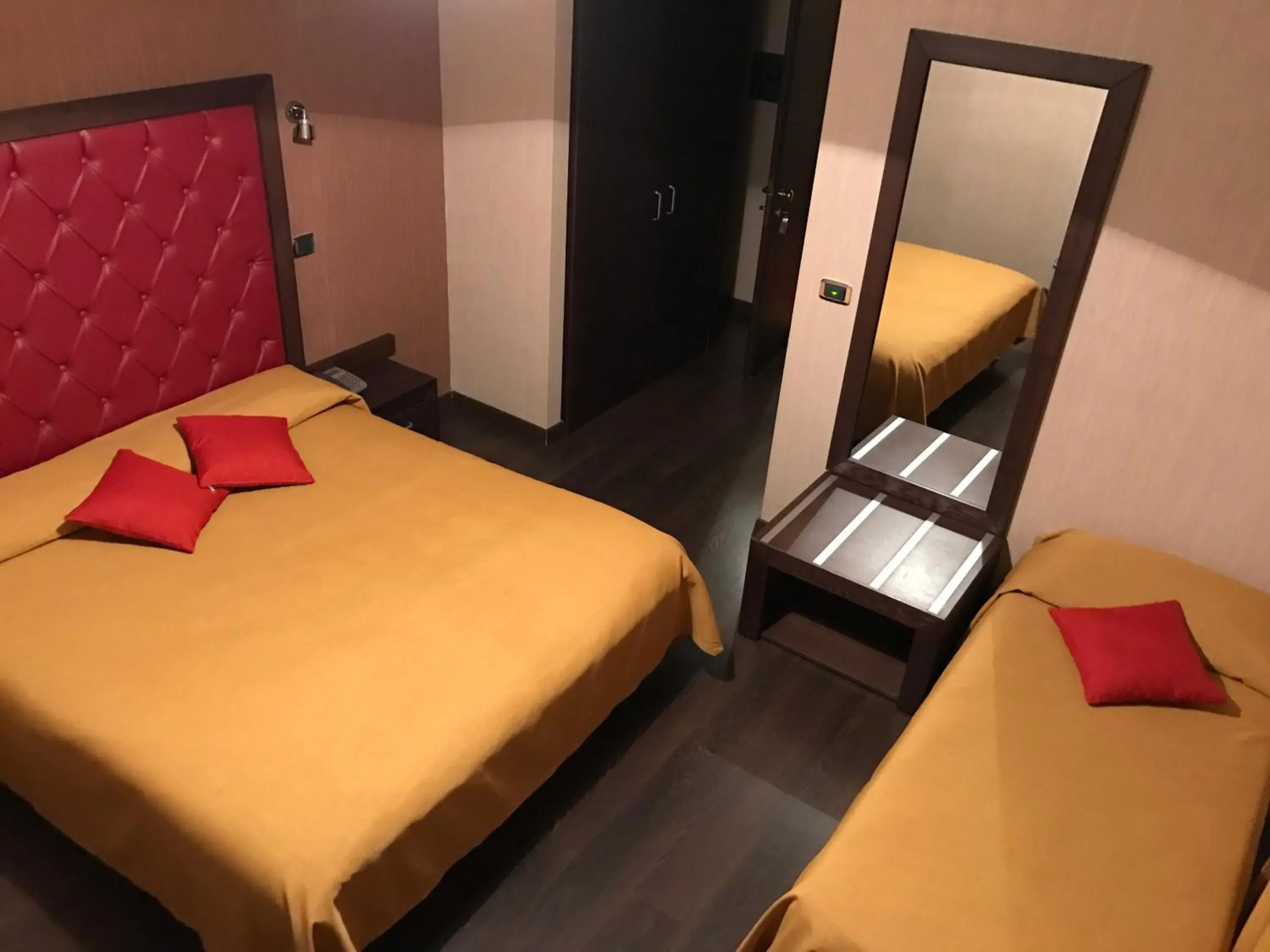 Triple Room in Hotel Fontana Del Re Triple Room in Hotel Fontana Del Re