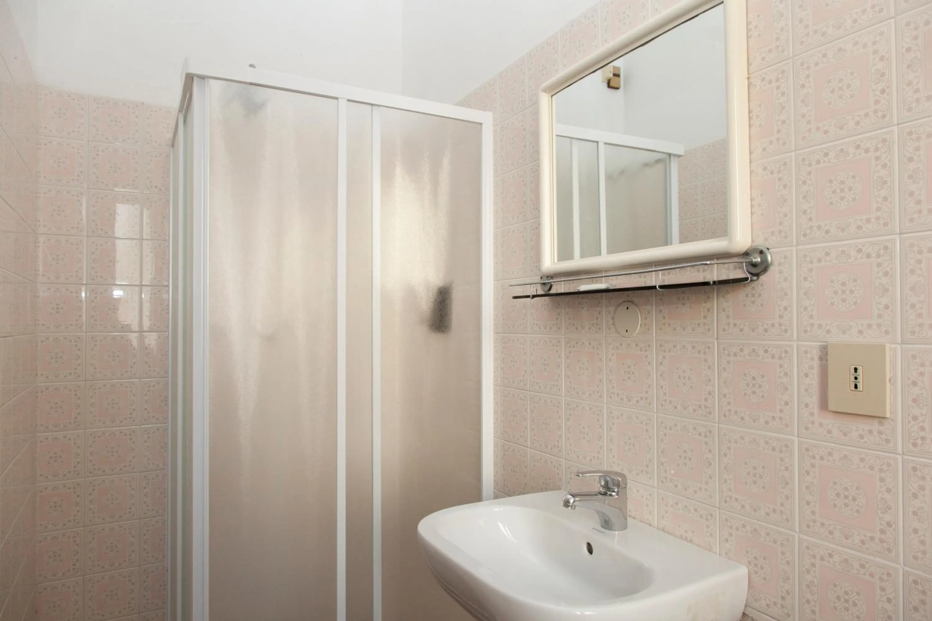 Bathroom in Hotel Taormina