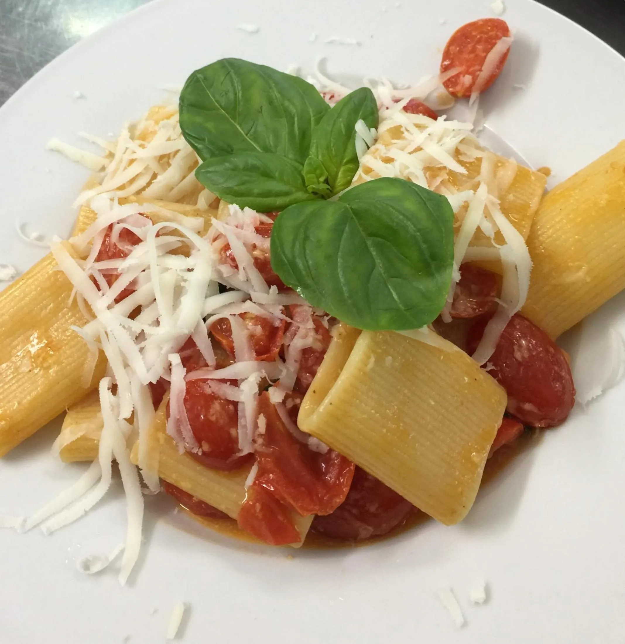 Restaurant/places to eat in Hotel Civita