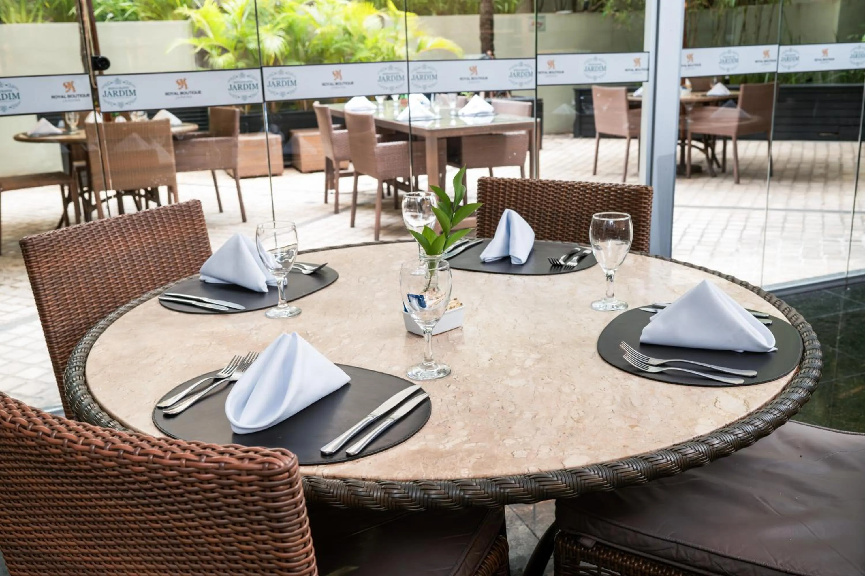 Restaurant/places to eat in Royal Collection Paulista