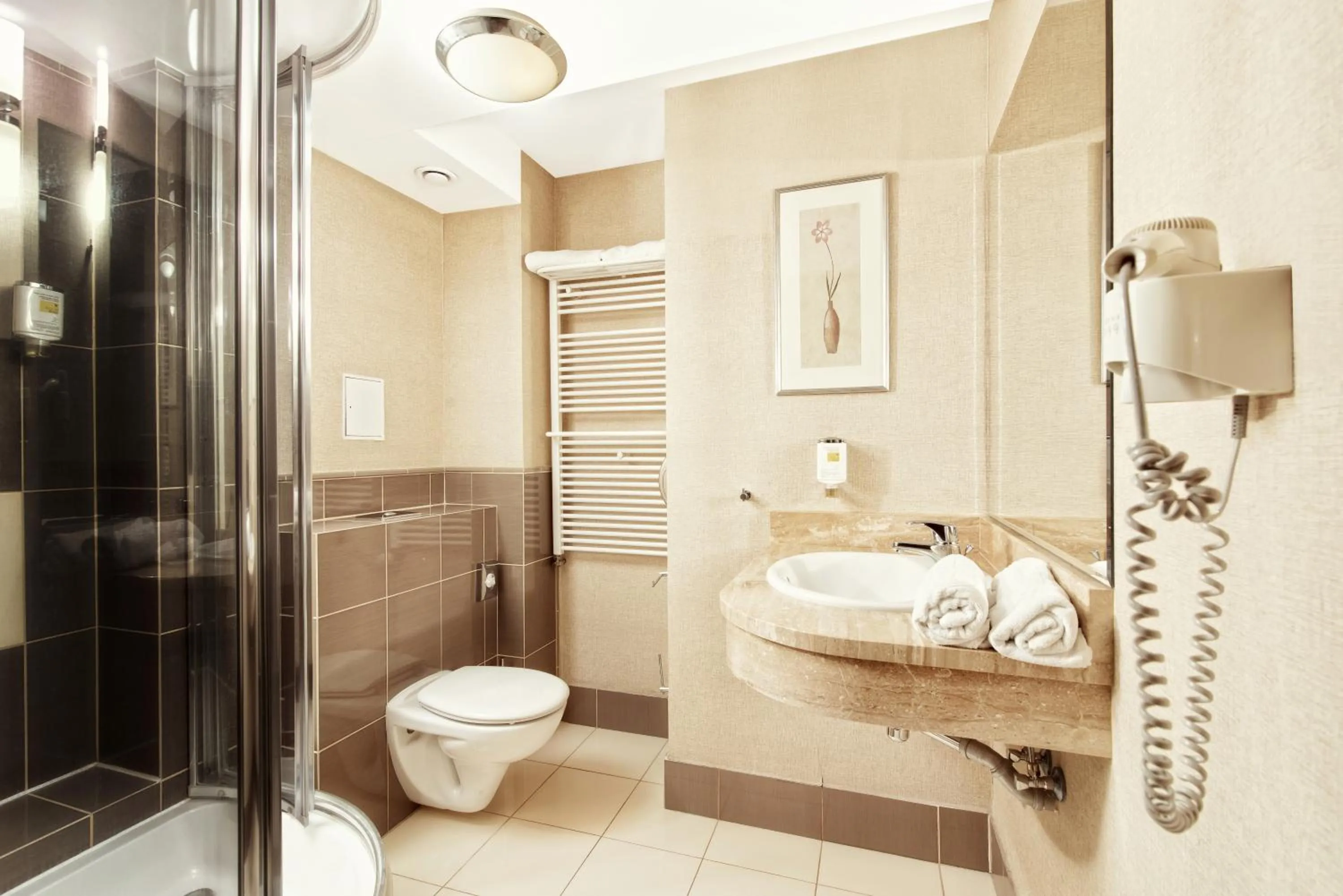 Bathroom in Hotel Warszawa Spa & Resort