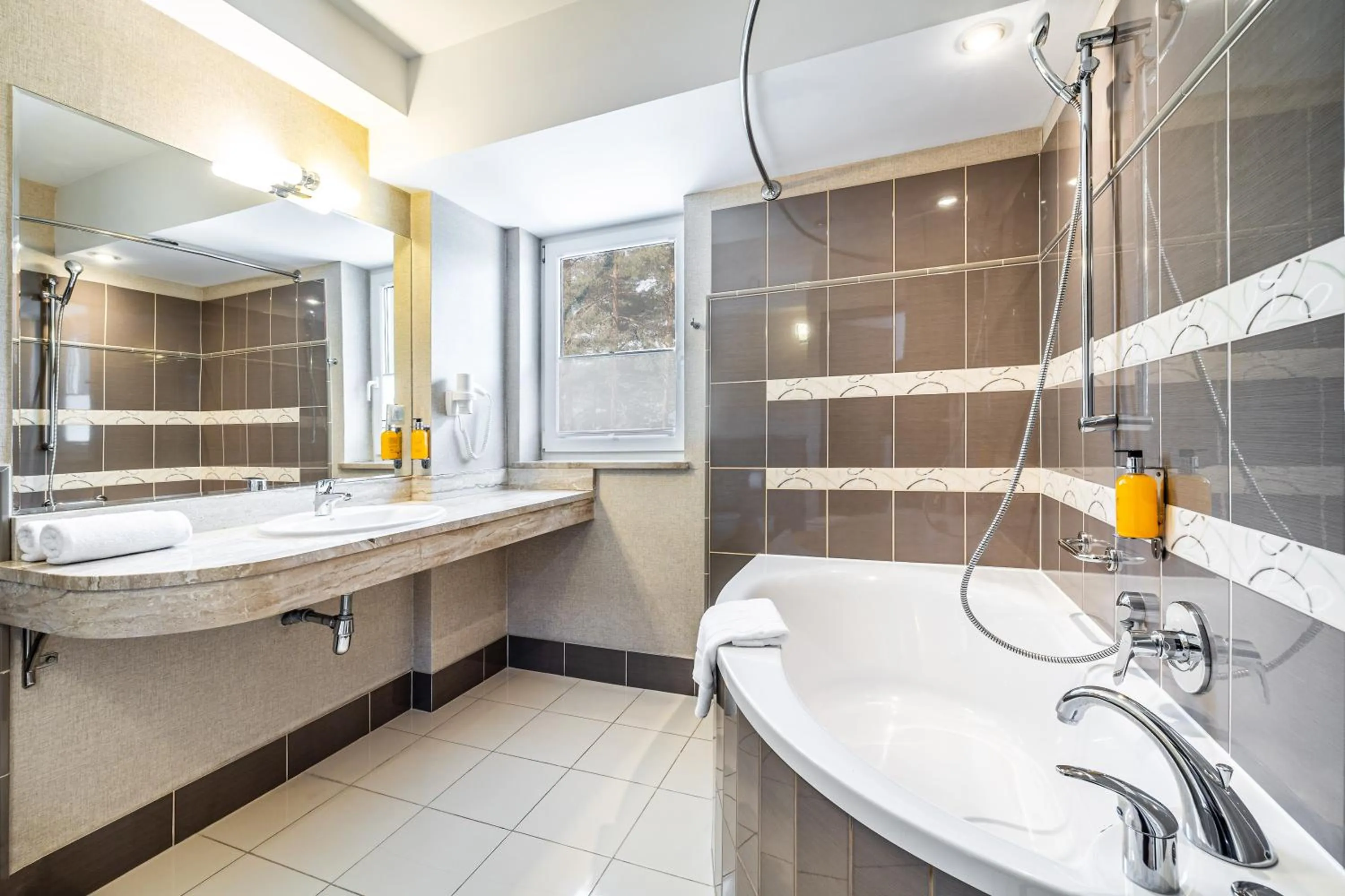 Bathroom in Hotel Warszawa Spa & Resort