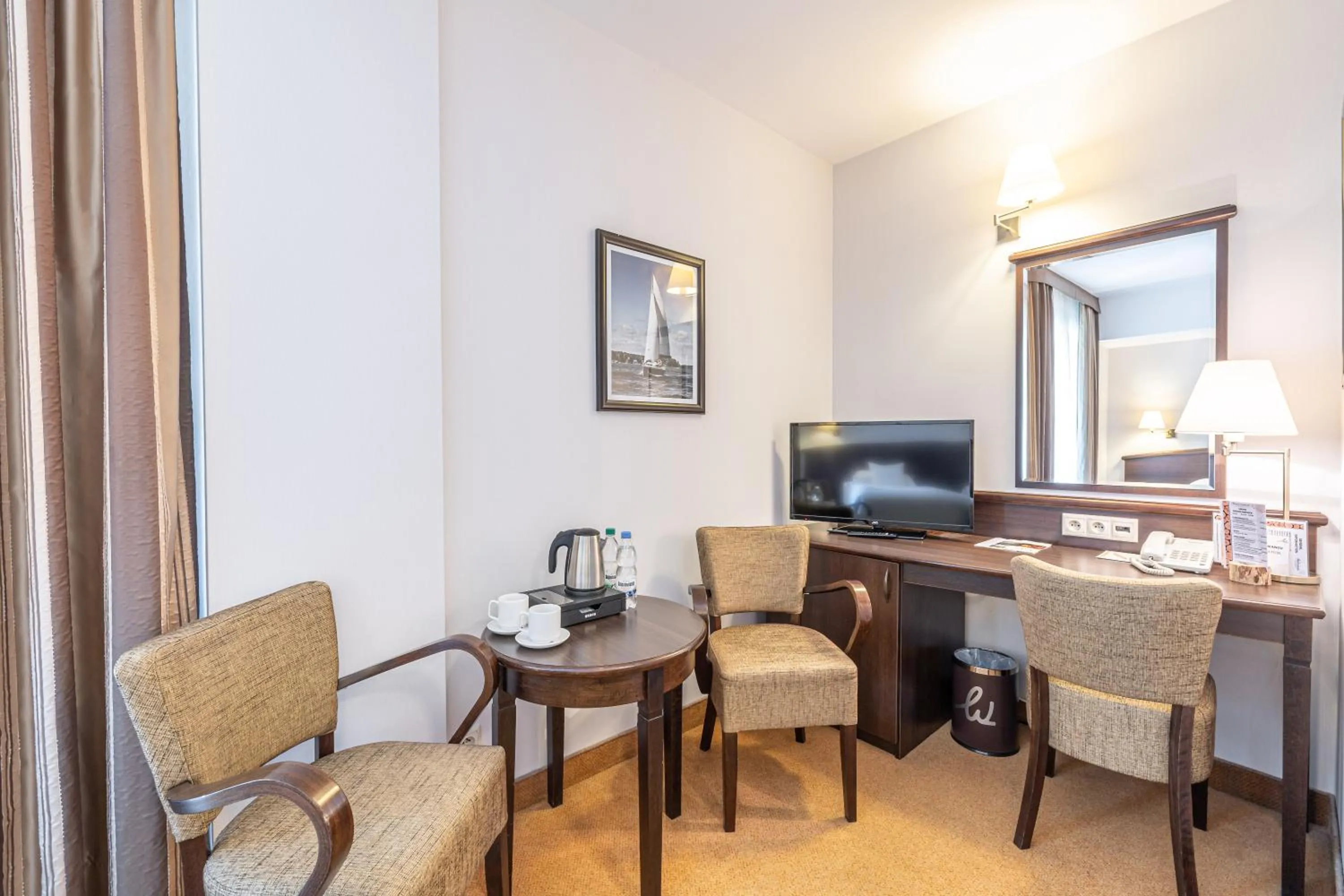 Photo of the whole room in Hotel Warszawa Spa & Resort