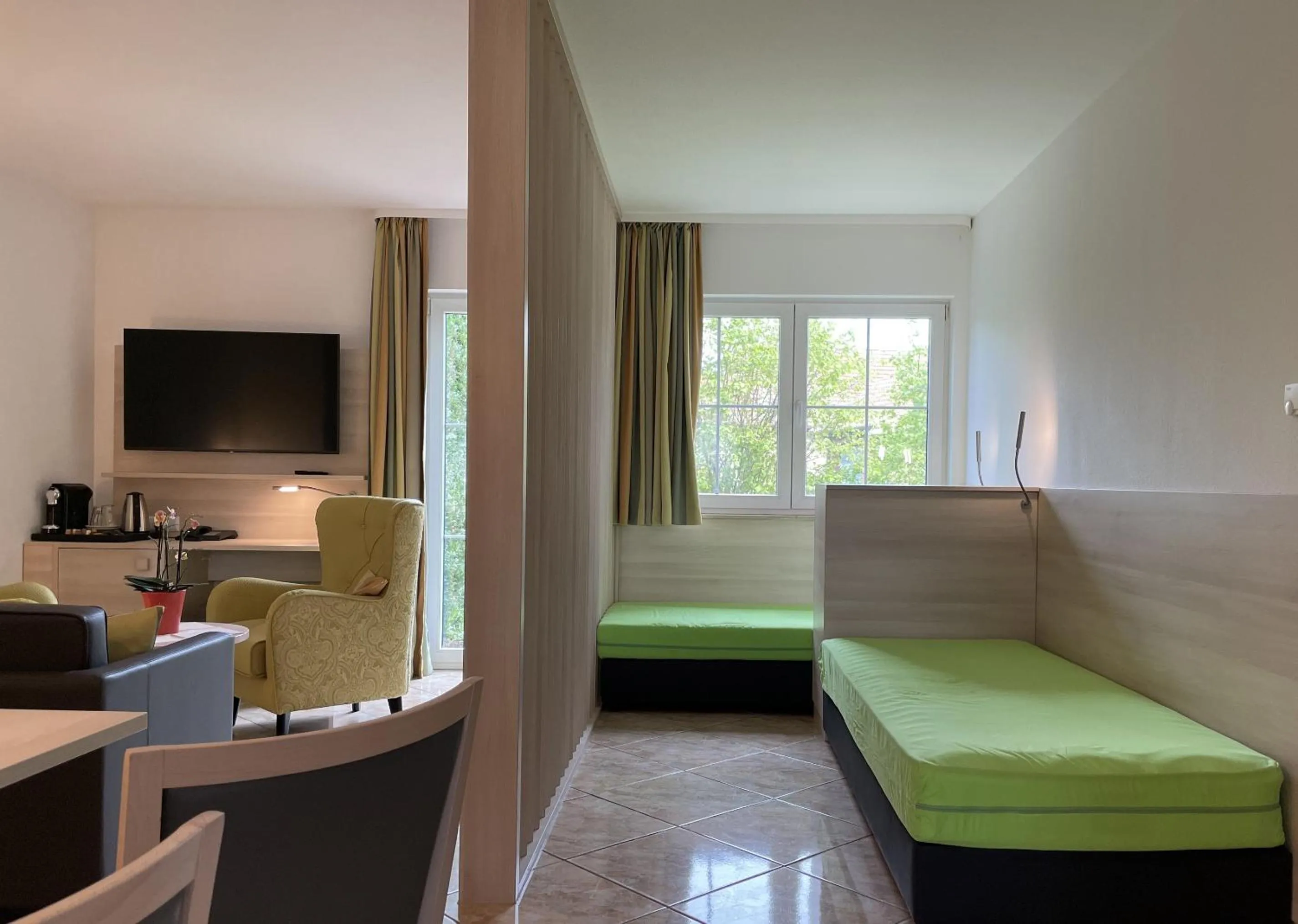 Photo of the whole room, Bed in Flair Seehotel Zielow