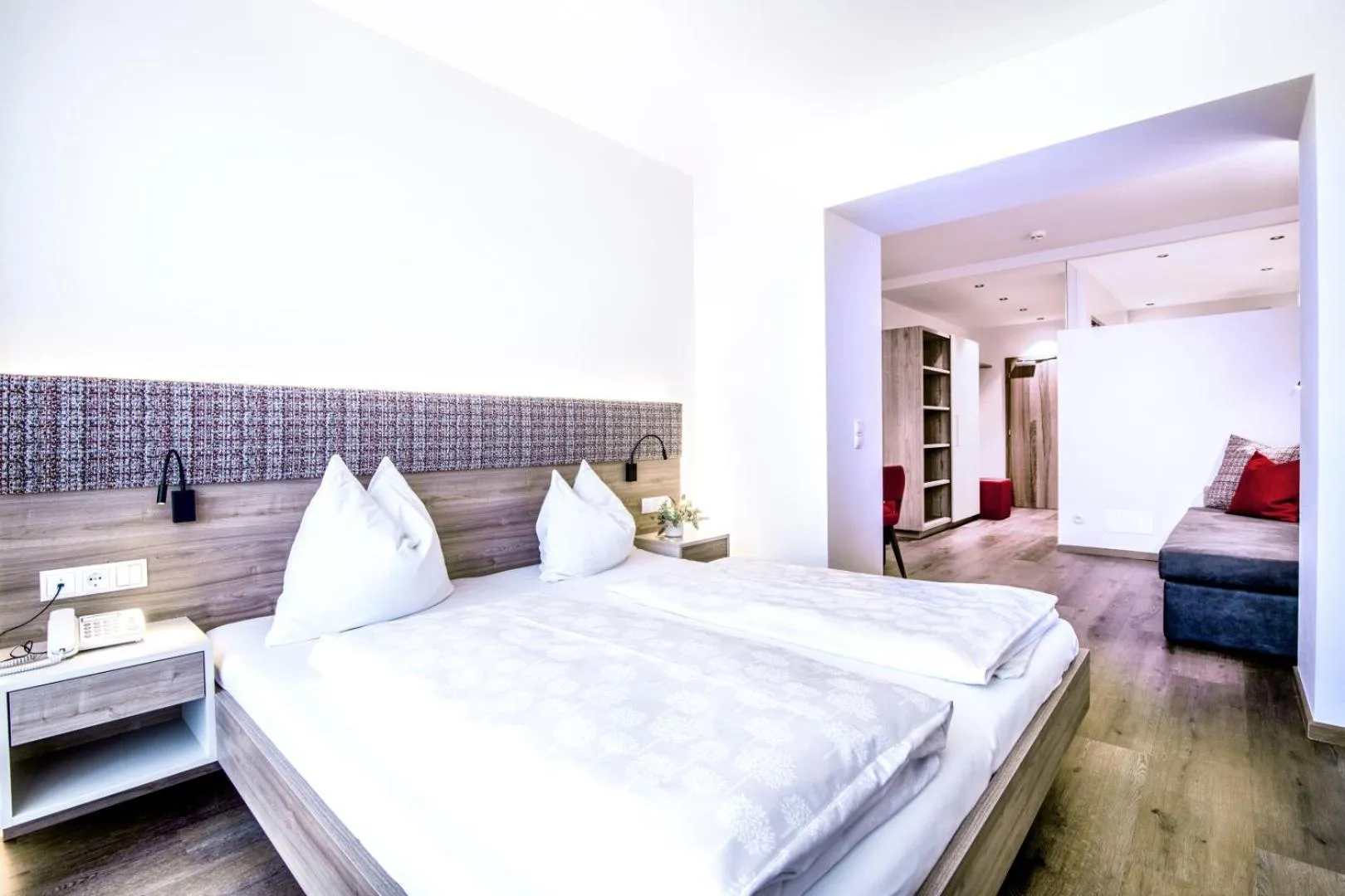 Photo of the whole room, Bed in Hotel Mondschein