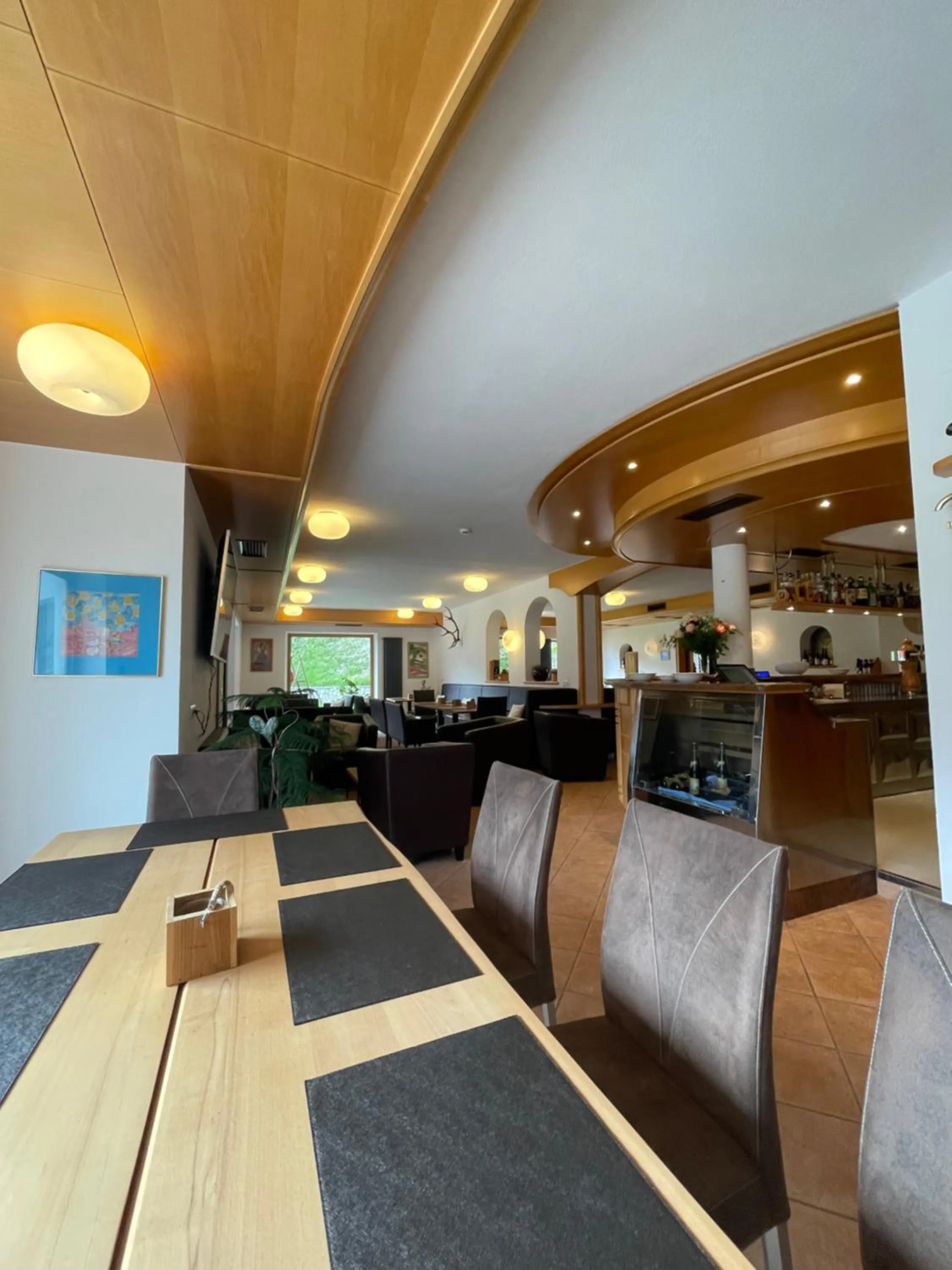Seating area in Hotel Larch