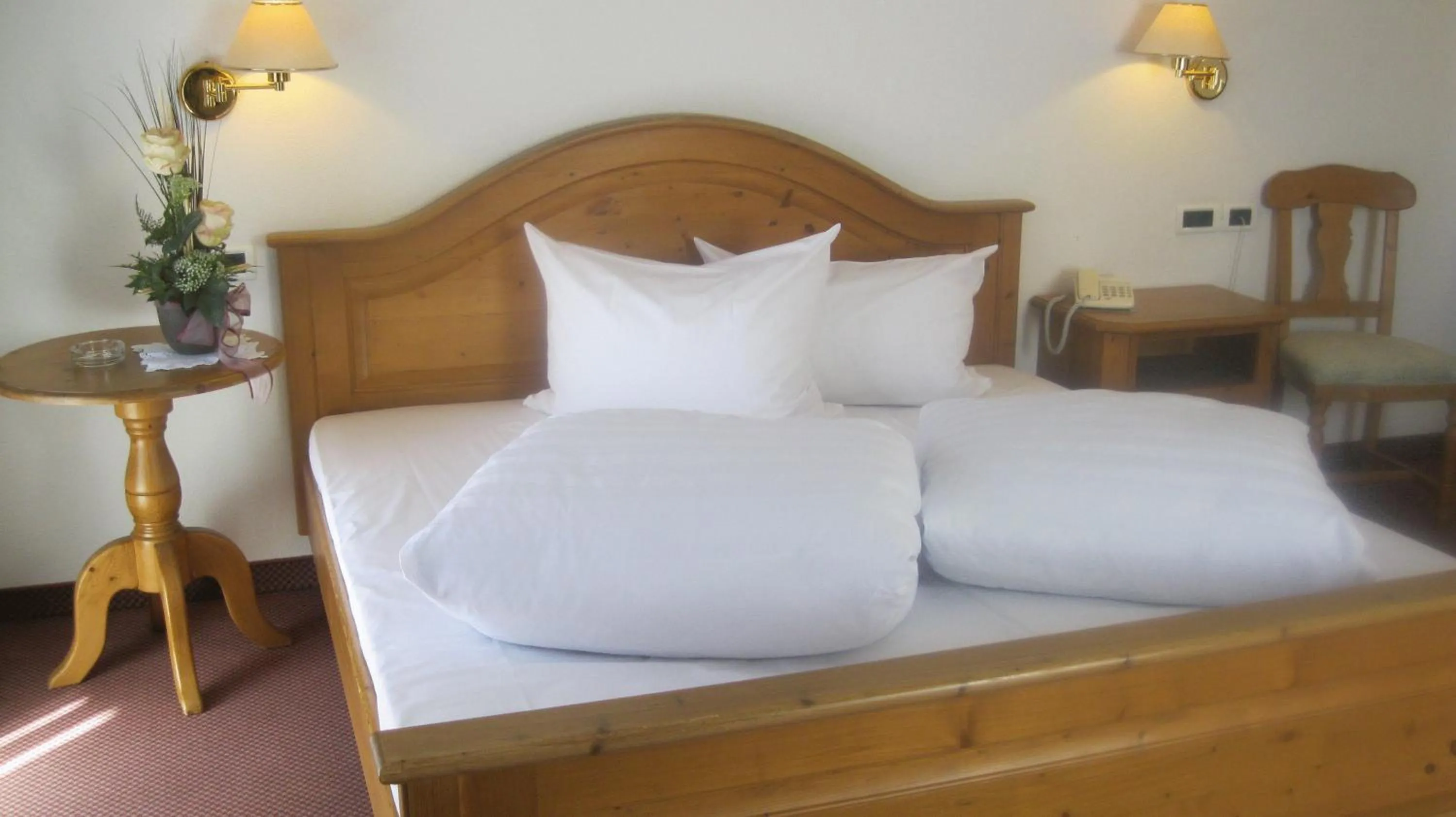 Bedroom, Bed in Hotel Larch