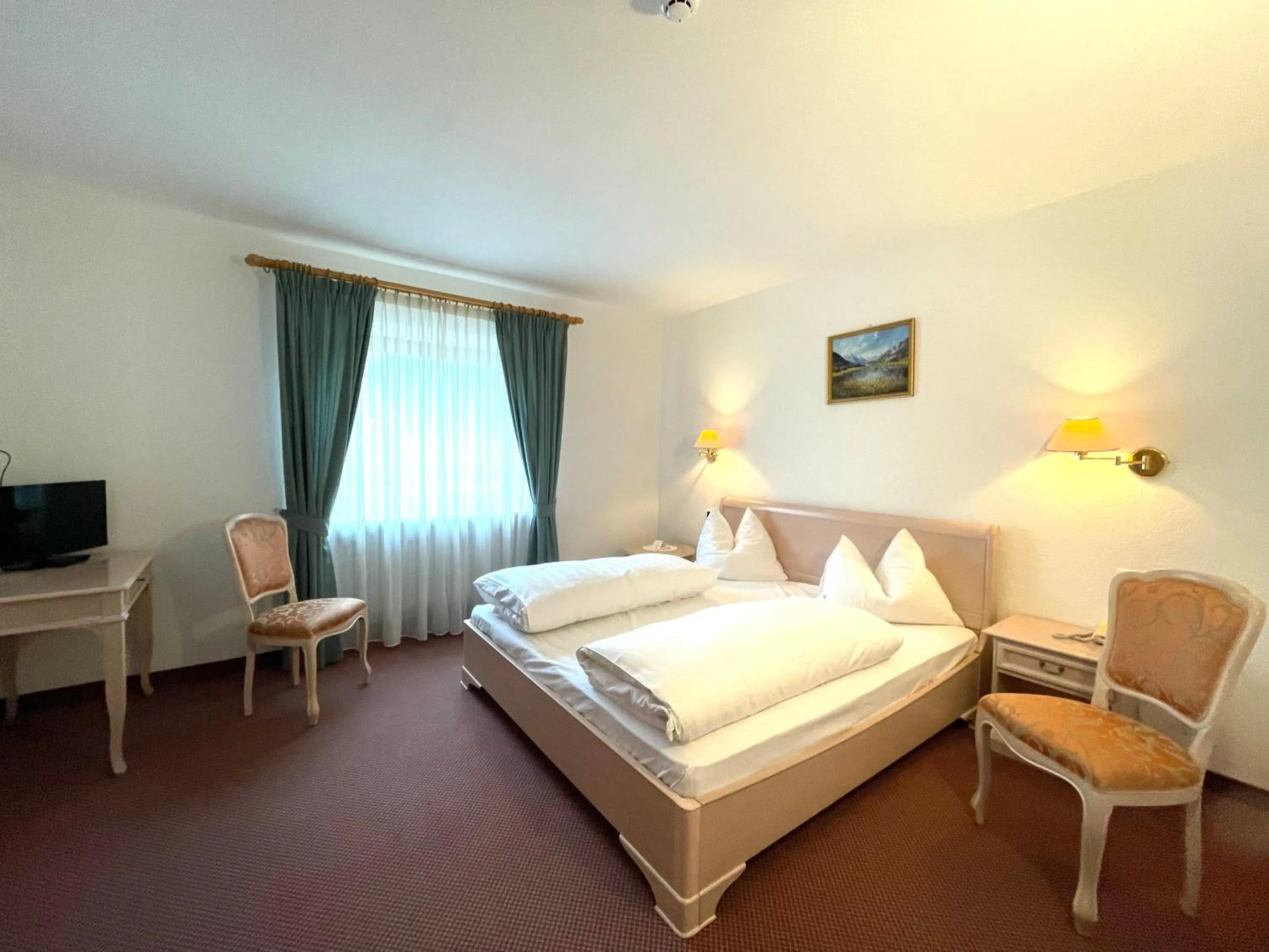 Bedroom, Bed in Hotel Larch