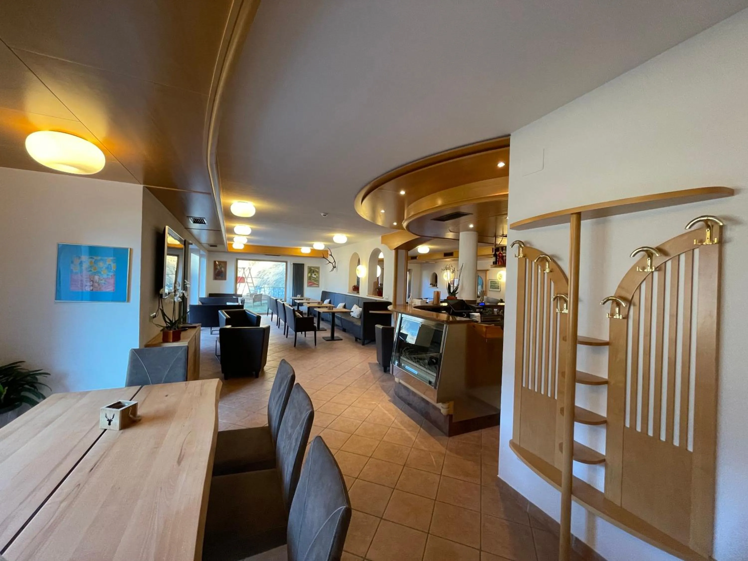 Lounge or bar in Hotel Larch