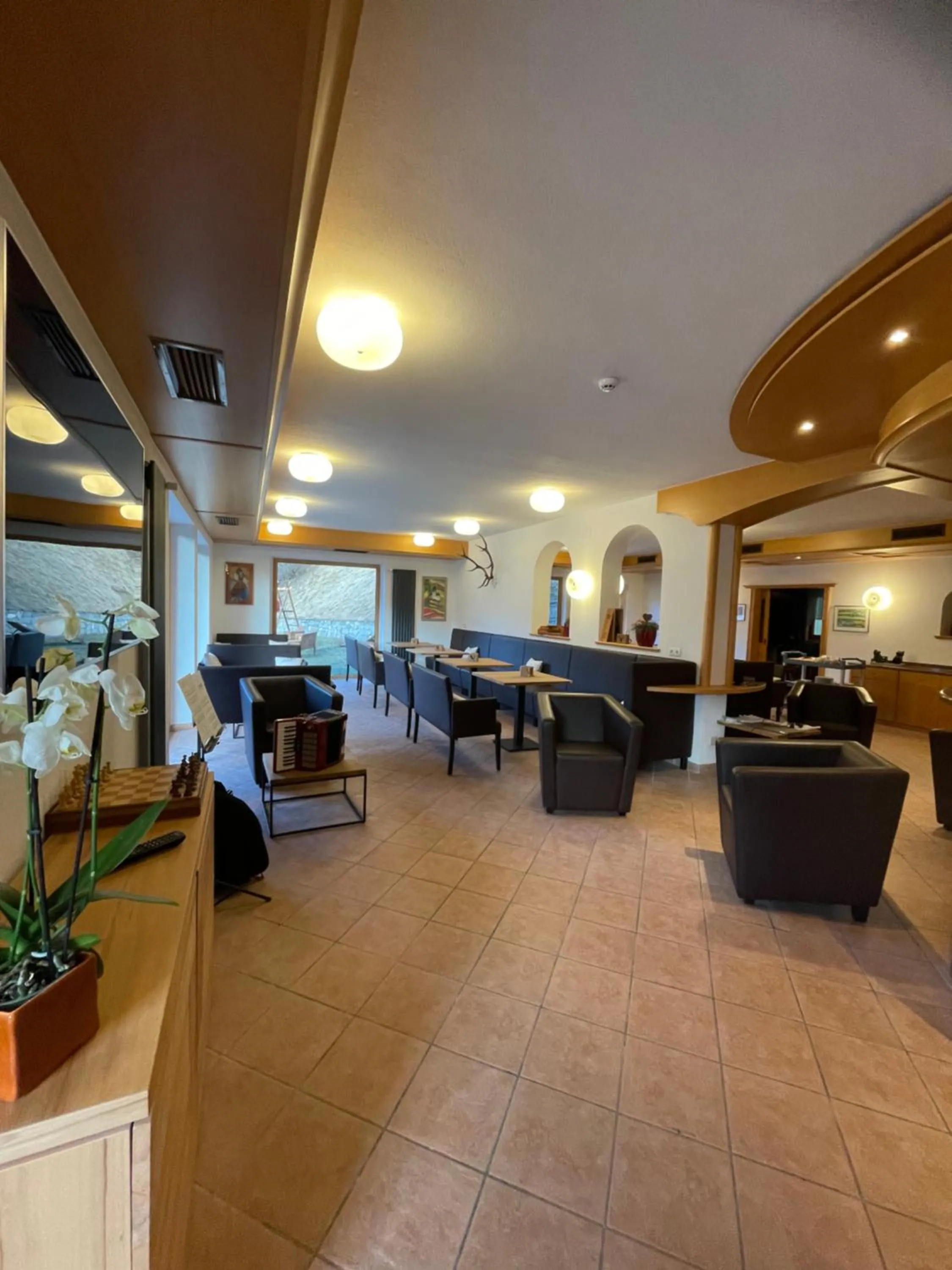 Lobby or reception in Hotel Larch