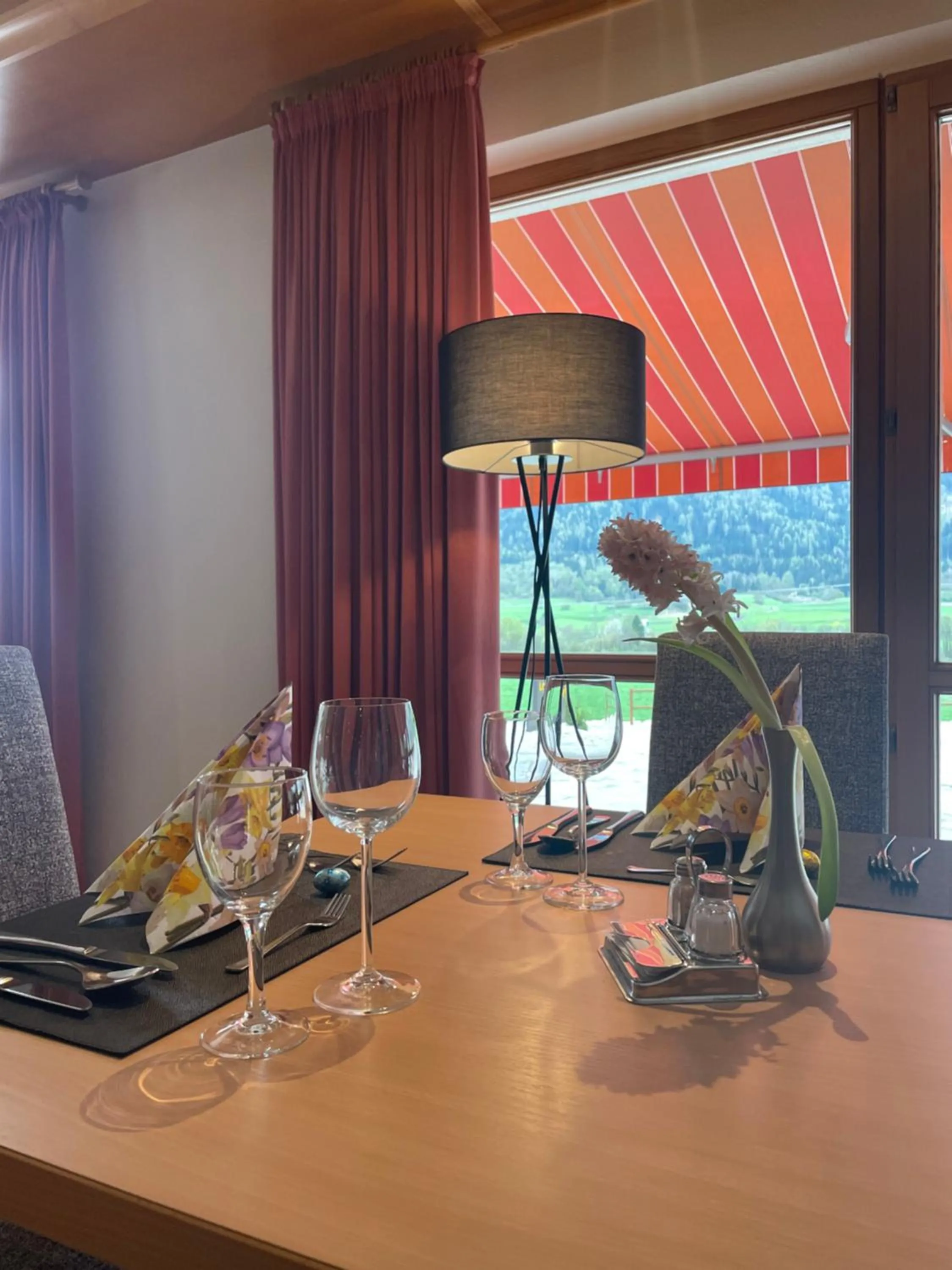 Dining area in Hotel Larch