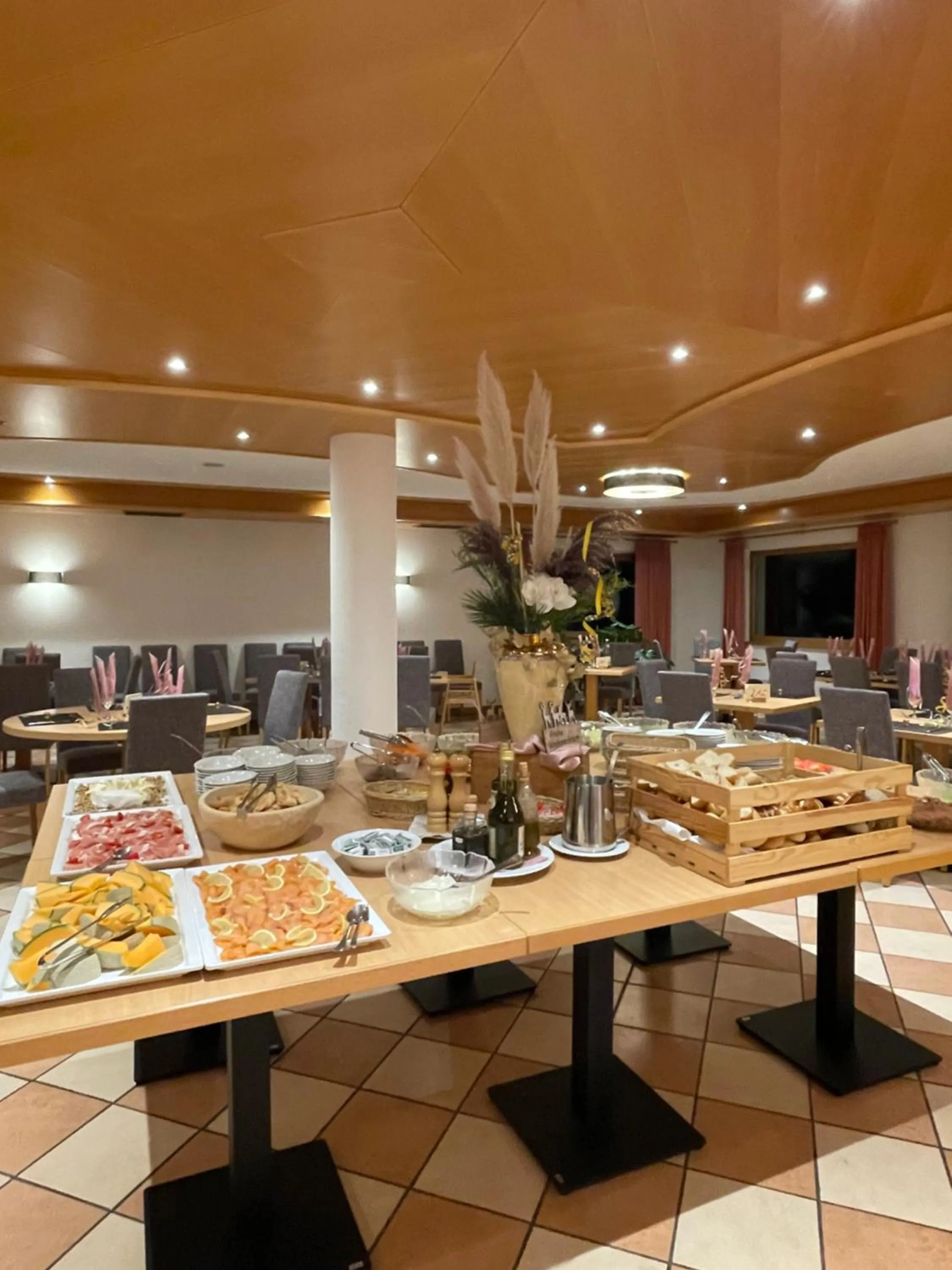 Food in Hotel Larch