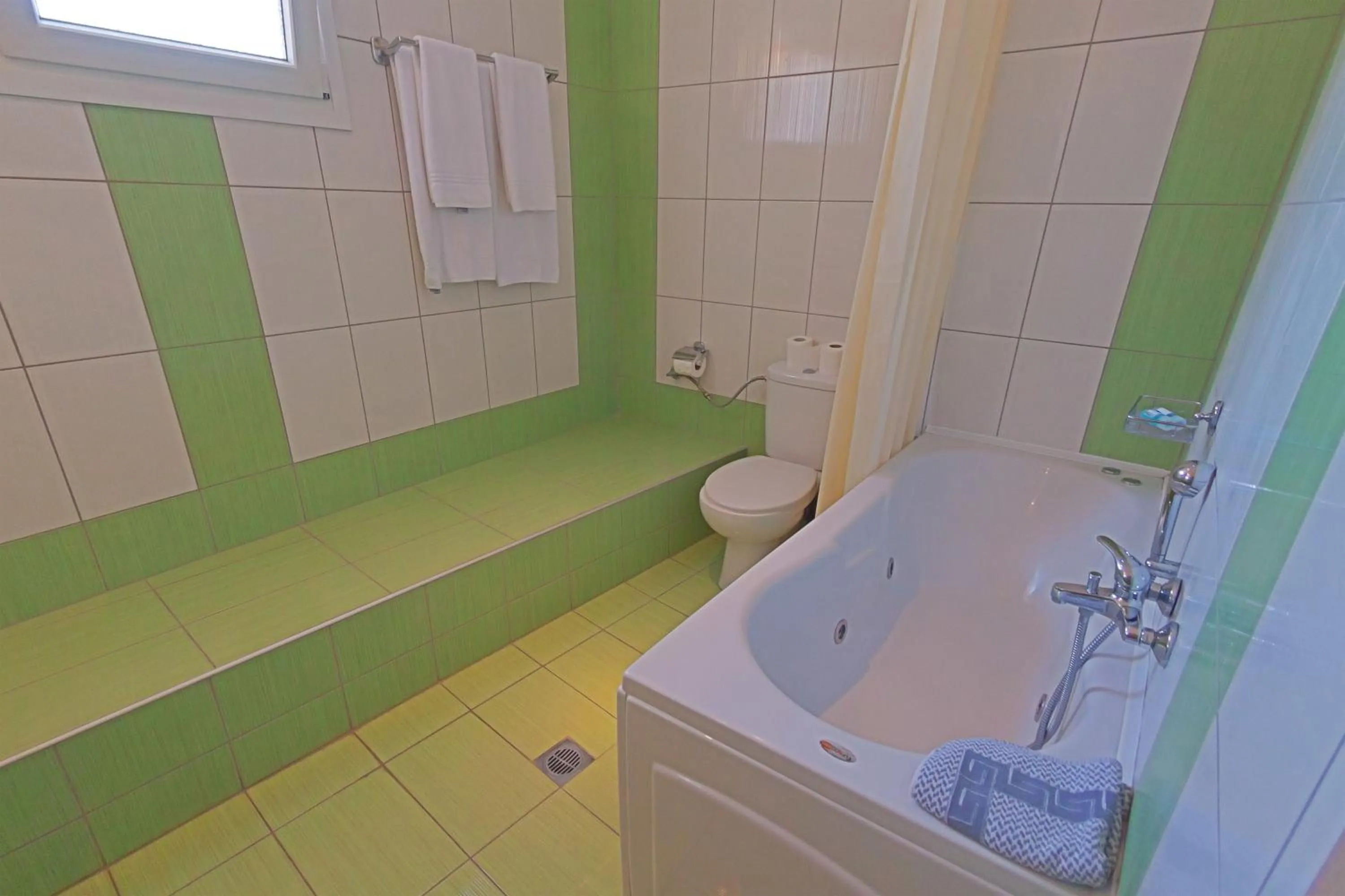 Toilet in Grand Platon Hotel
