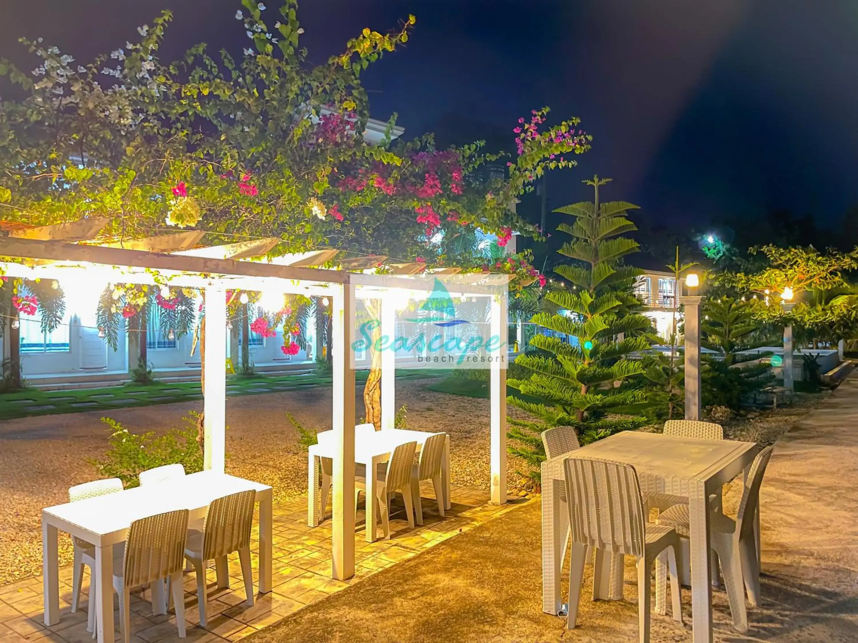 Restaurant/places to eat in Seascape Beach Resort Oslob Restaurant/places to eat in Seascape Beach Resort Oslob