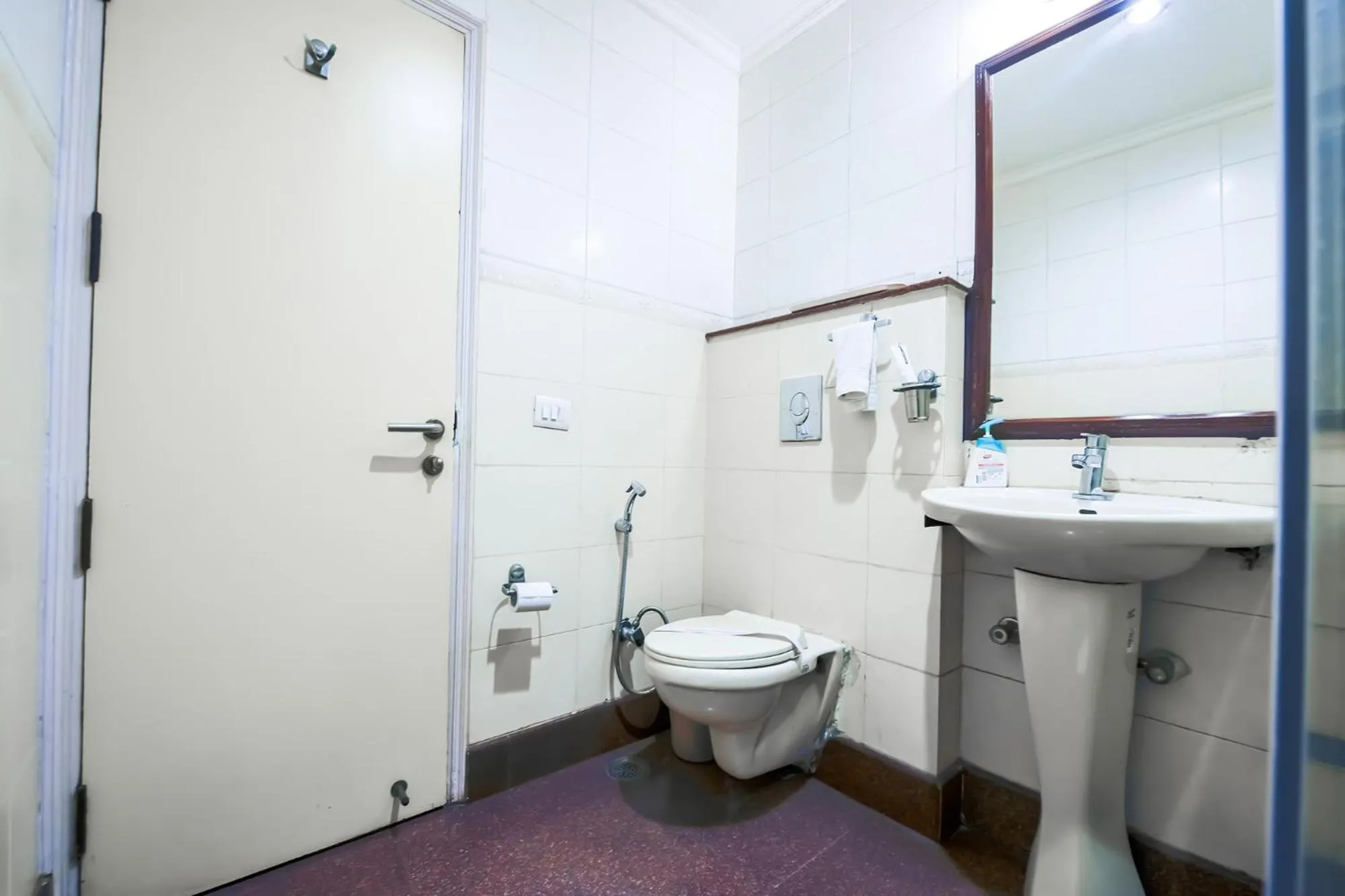 Bathroom in Hotel Exotica Leisure Valley, Gurgaon