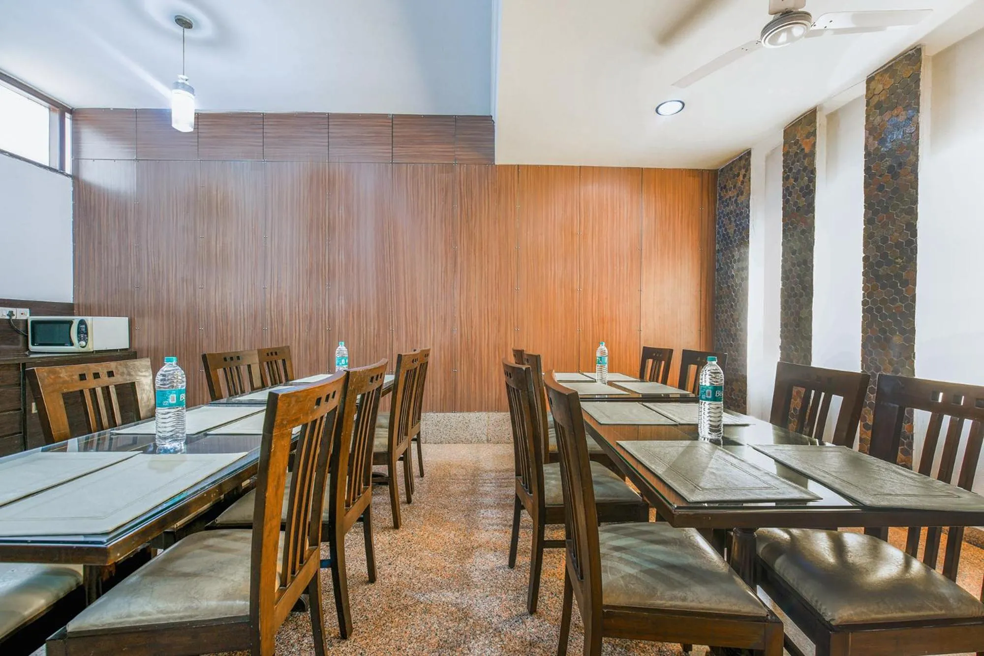 Restaurant/places to eat in Hotel Exotica Leisure Valley, Gurgaon