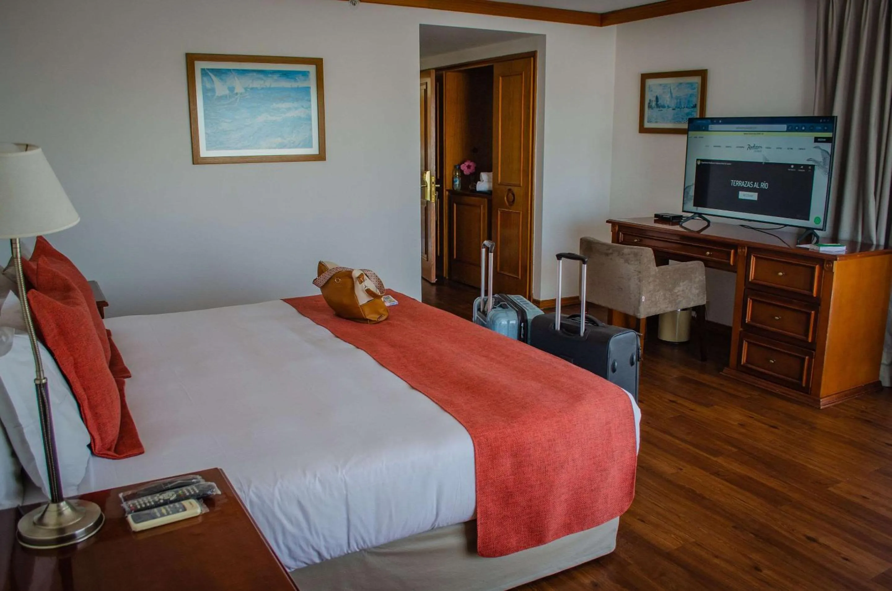 Bedroom, Bed in Radisson Hotel Colonia del Sacramento