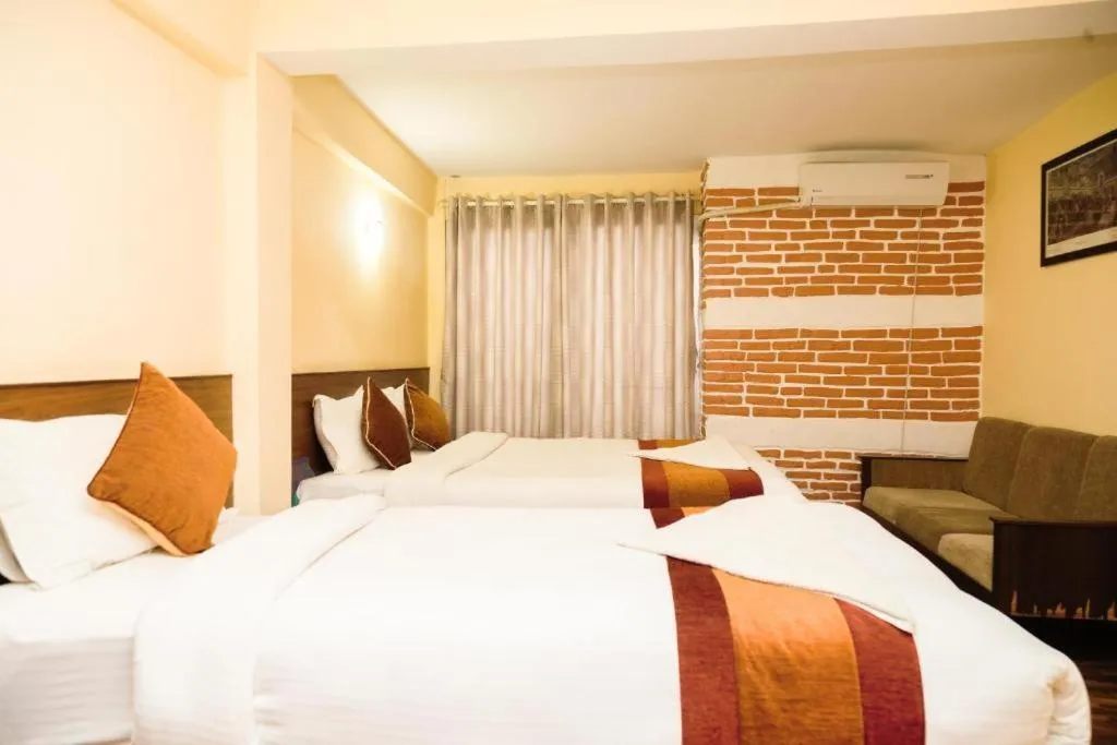 TV and multimedia, Bed in Doors Hotel Thamel