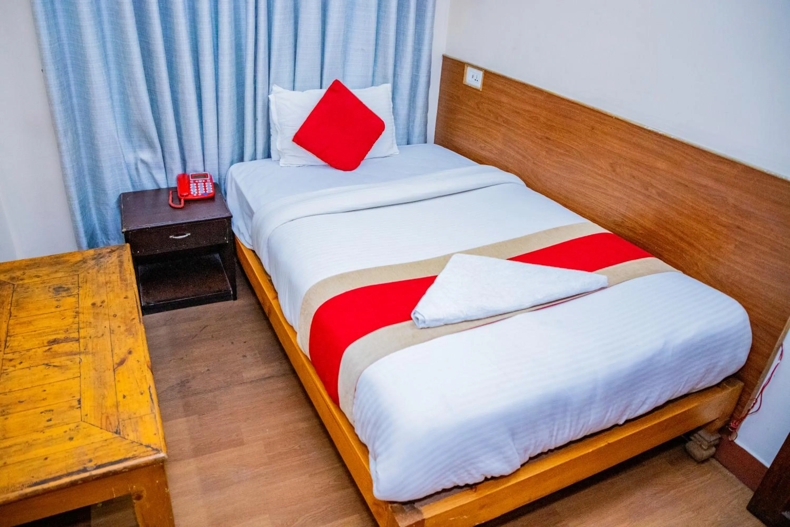 Bedroom, Bed in Doors Hotel Thamel