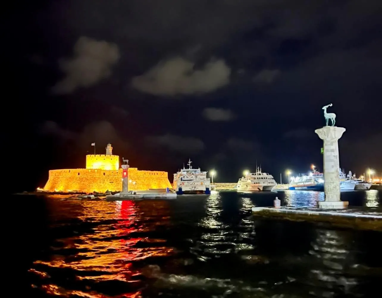 Night in SCALA APARTS & STUDIOS - Rhodes