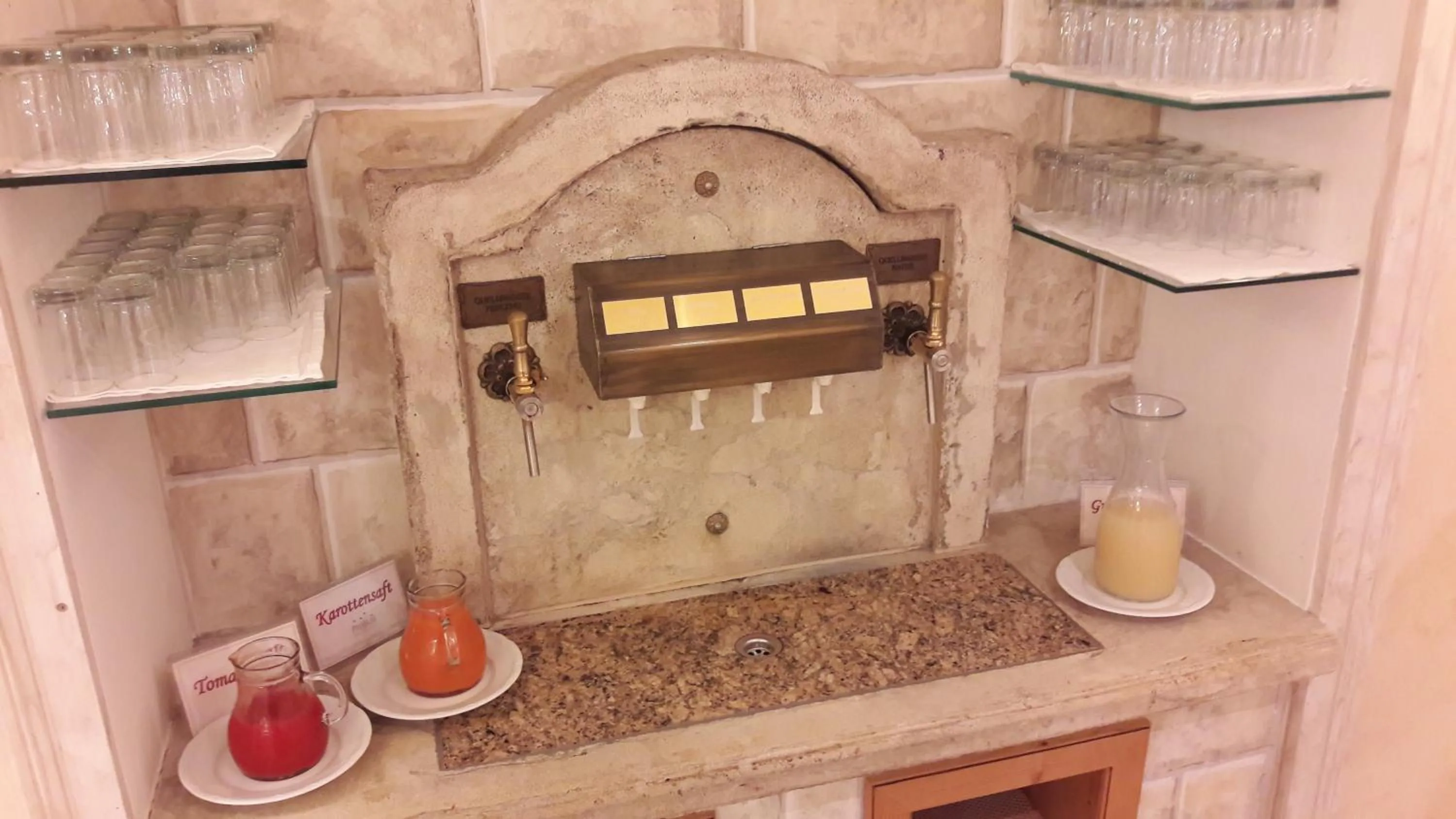 Buffet breakfast in Das Pfandler