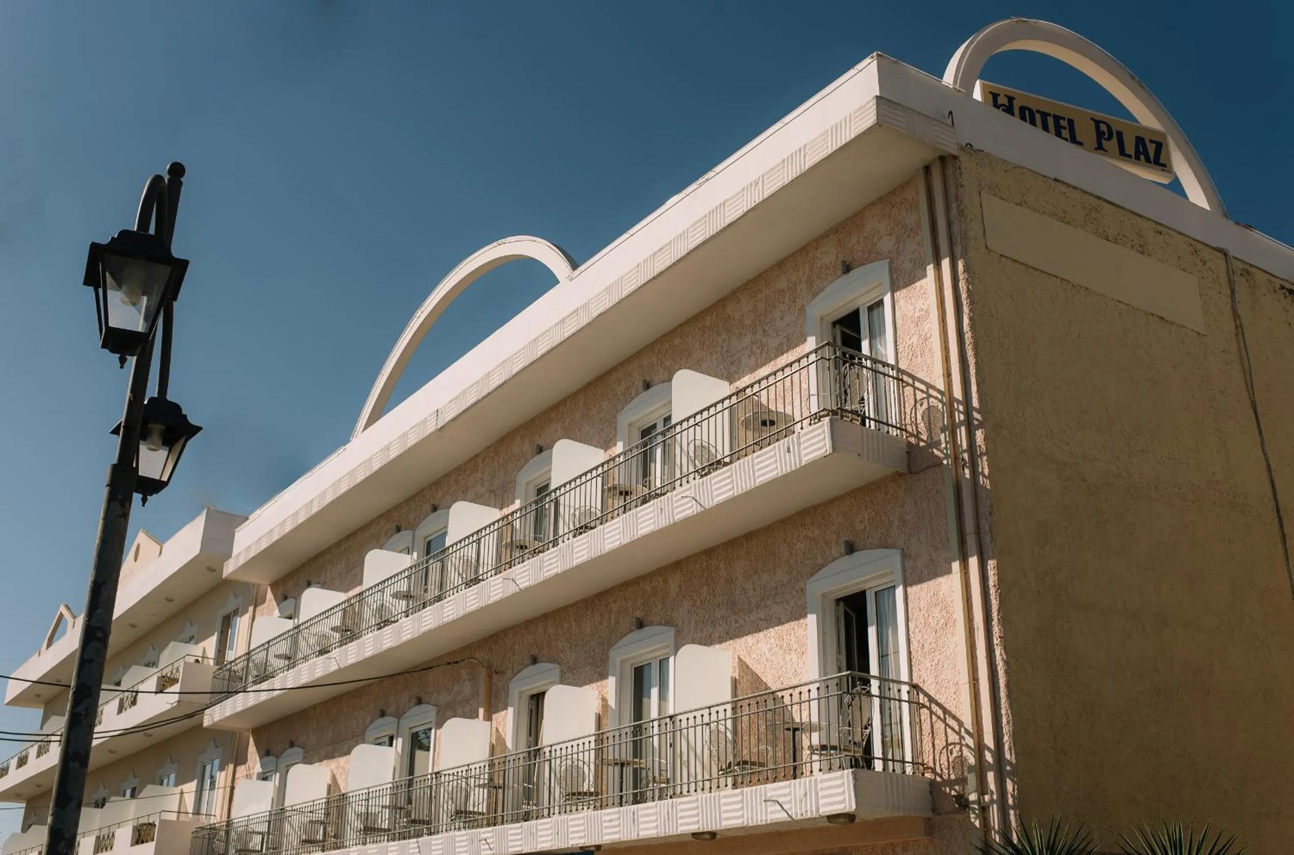 Plaz Hotel