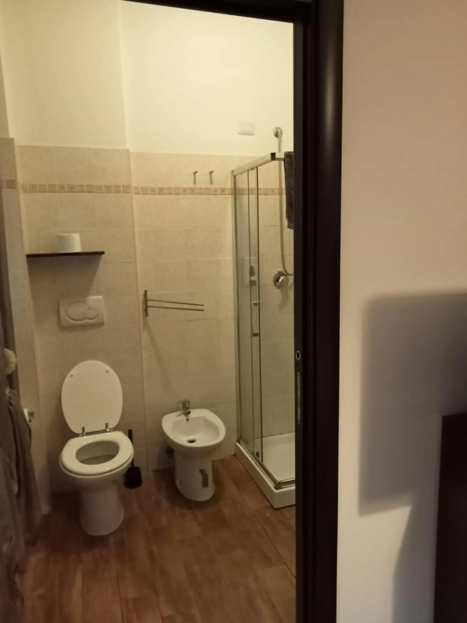 Shower in Marco E Laura Affittacamere al Vaticano