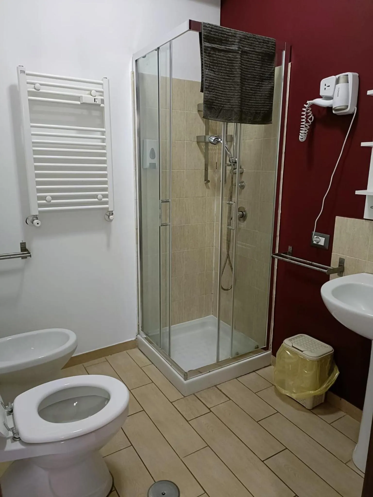 Shower in Marco E Laura Affittacamere al Vaticano