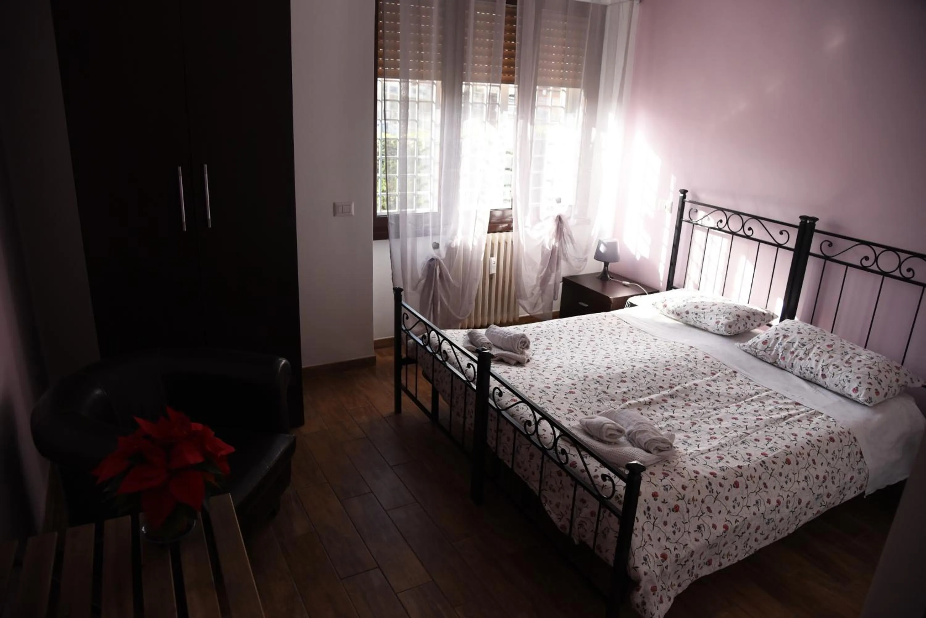 Bedroom, Bed in Marco E Laura Affittacamere al Vaticano