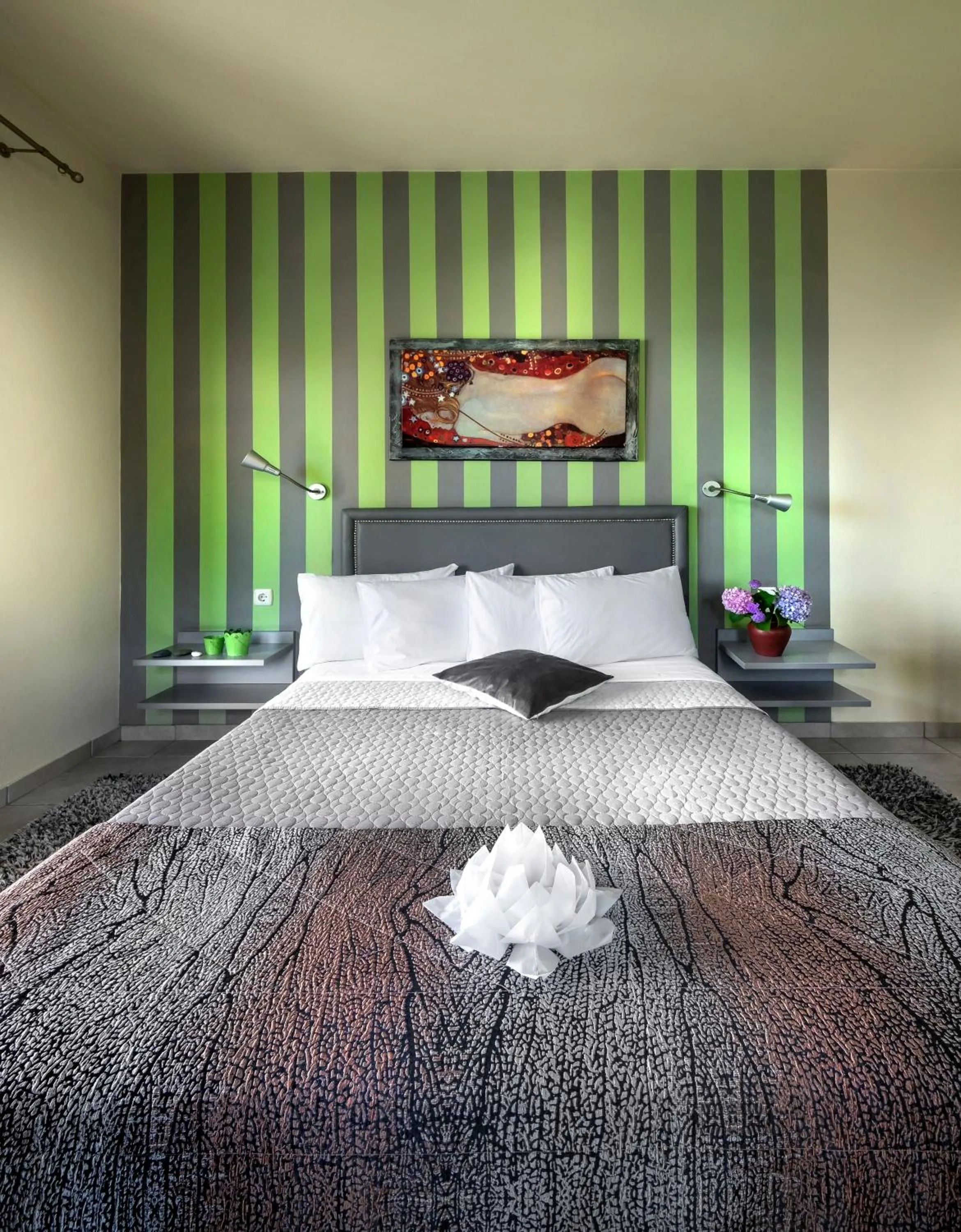 Bed in Hotel Petradi