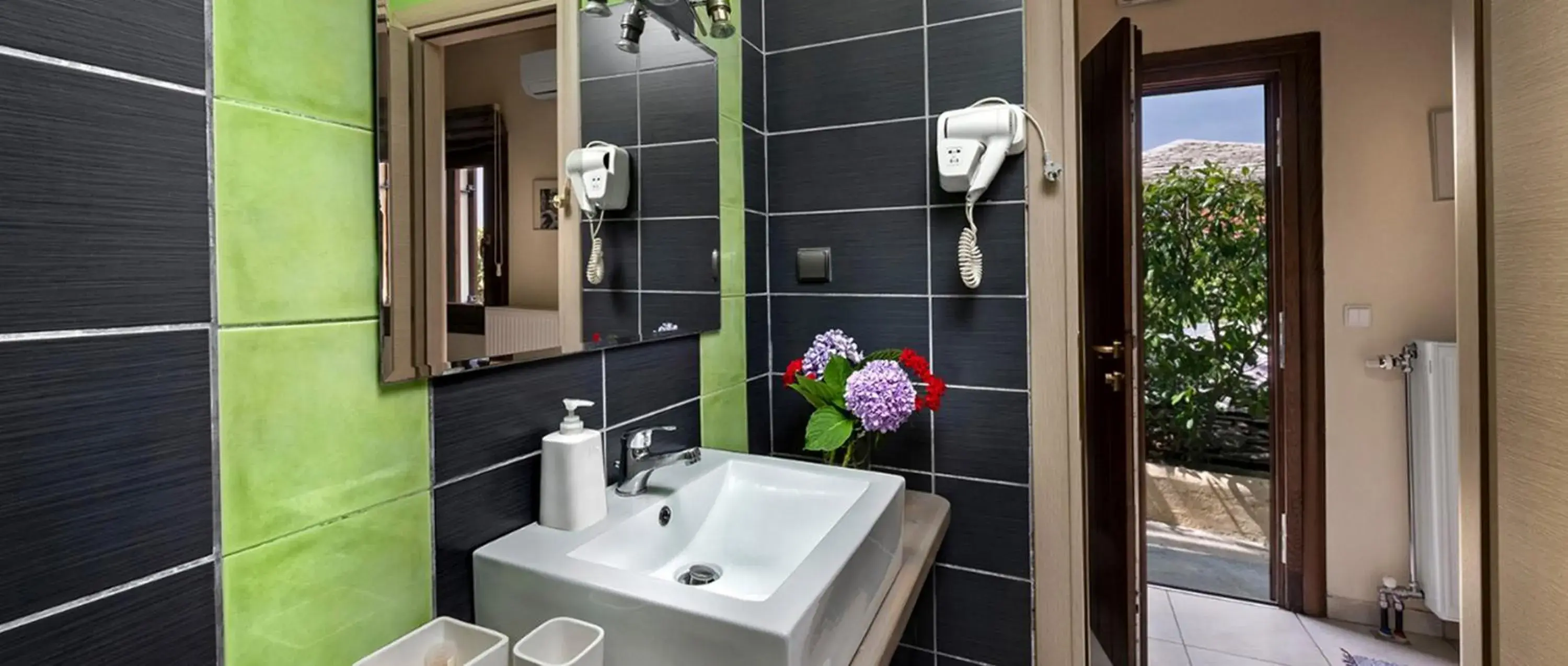 Superior Apartment in Hotel Petradi Superior Apartment in Hotel Petradi