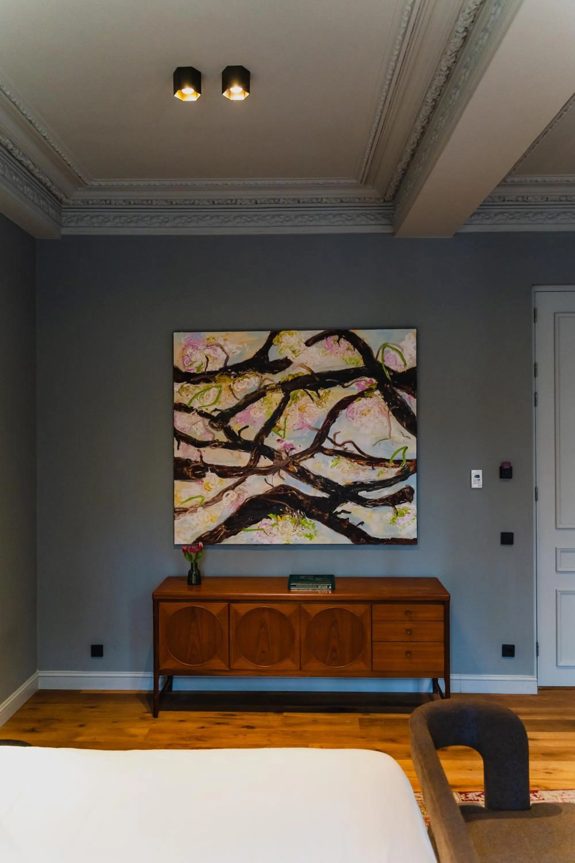 Decorative detail, Bed in Hotel Monastère Maastricht