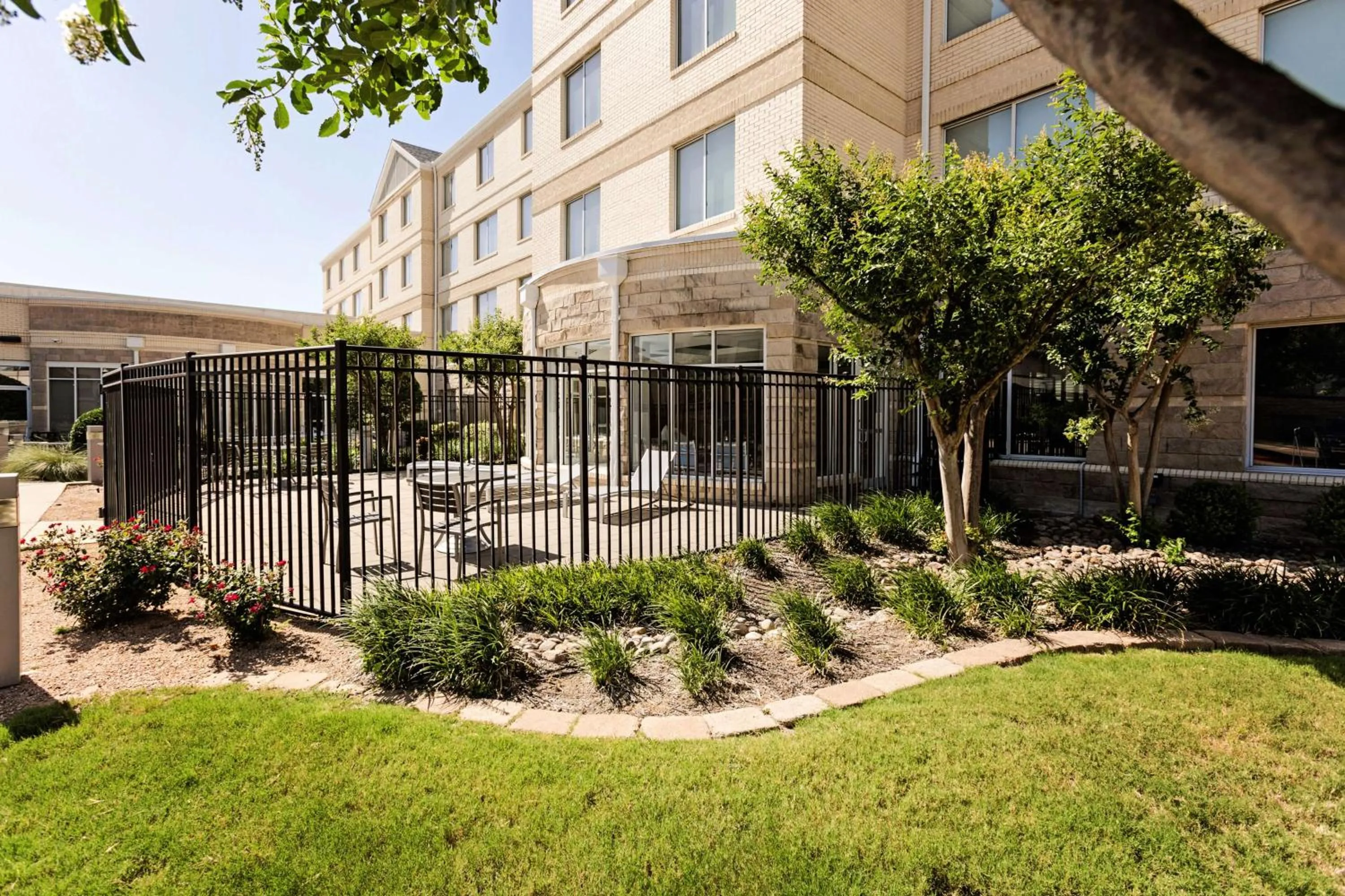 Patio in Hilton Garden Inn Temple Medical Center
