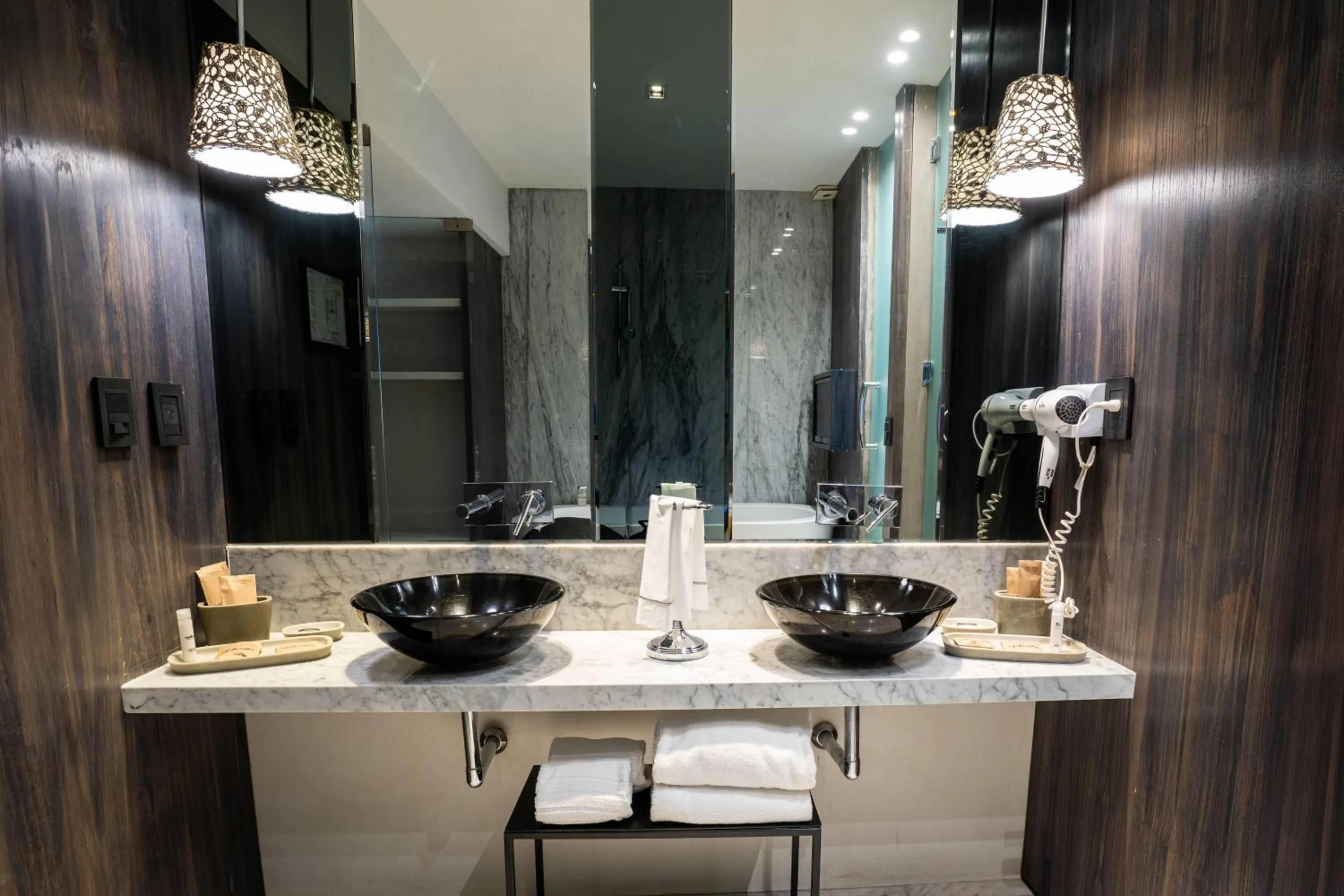 Bathroom in Esplendor Plaza Francia