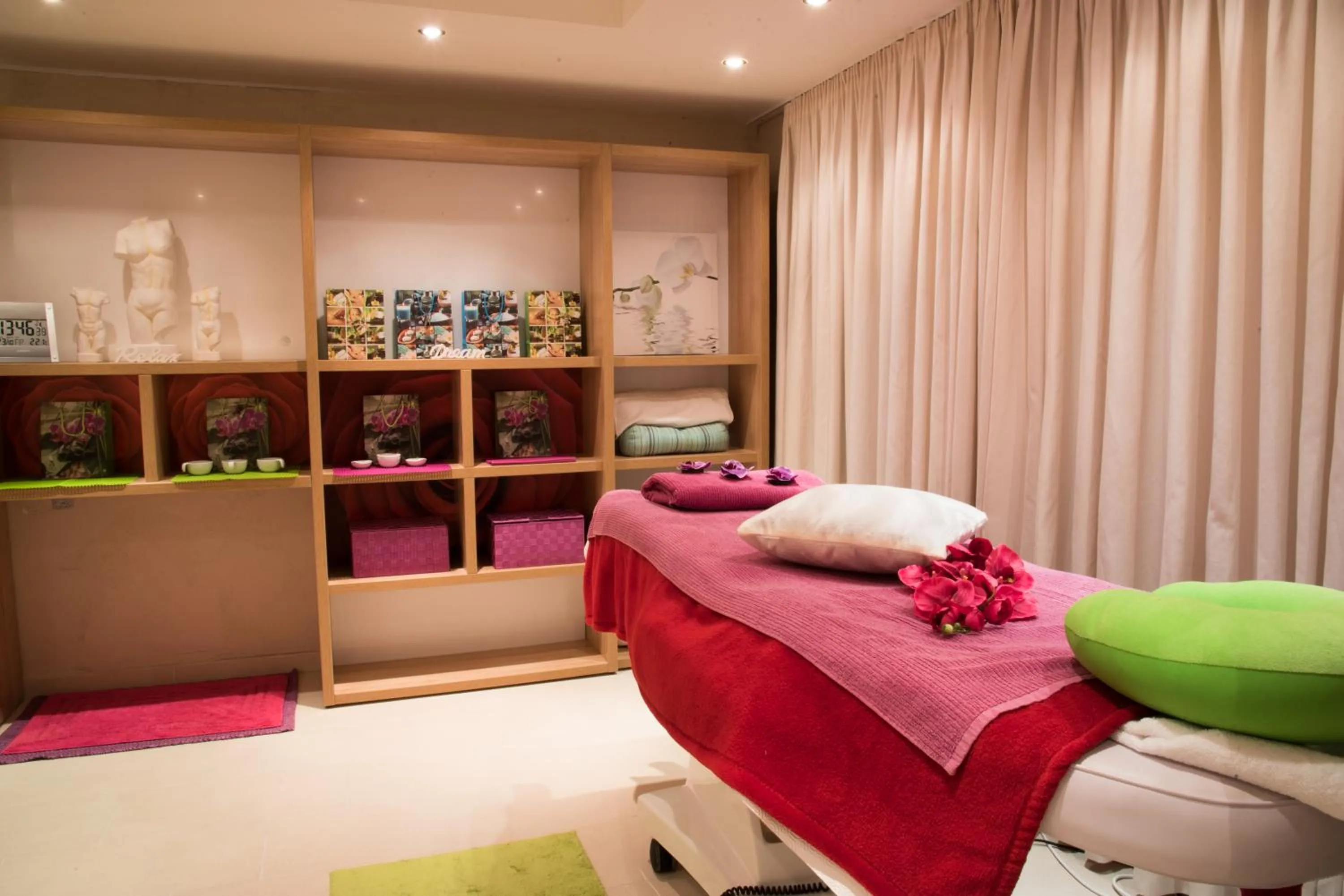 Spa and wellness centre/facilities, Bed in Boutique Hotel Erla