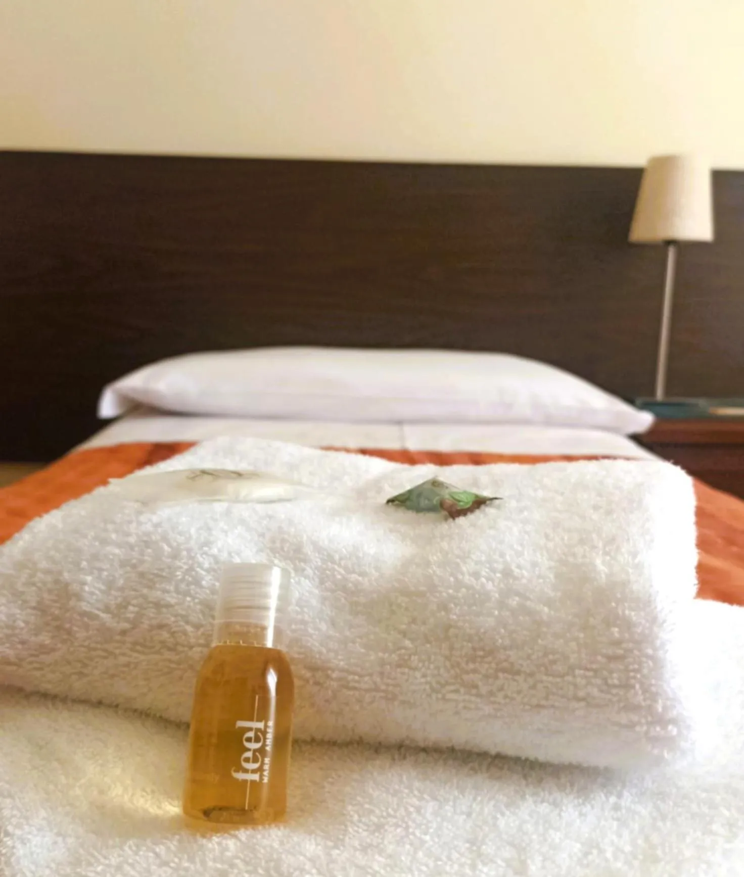 towels, Bed in Titina B&B